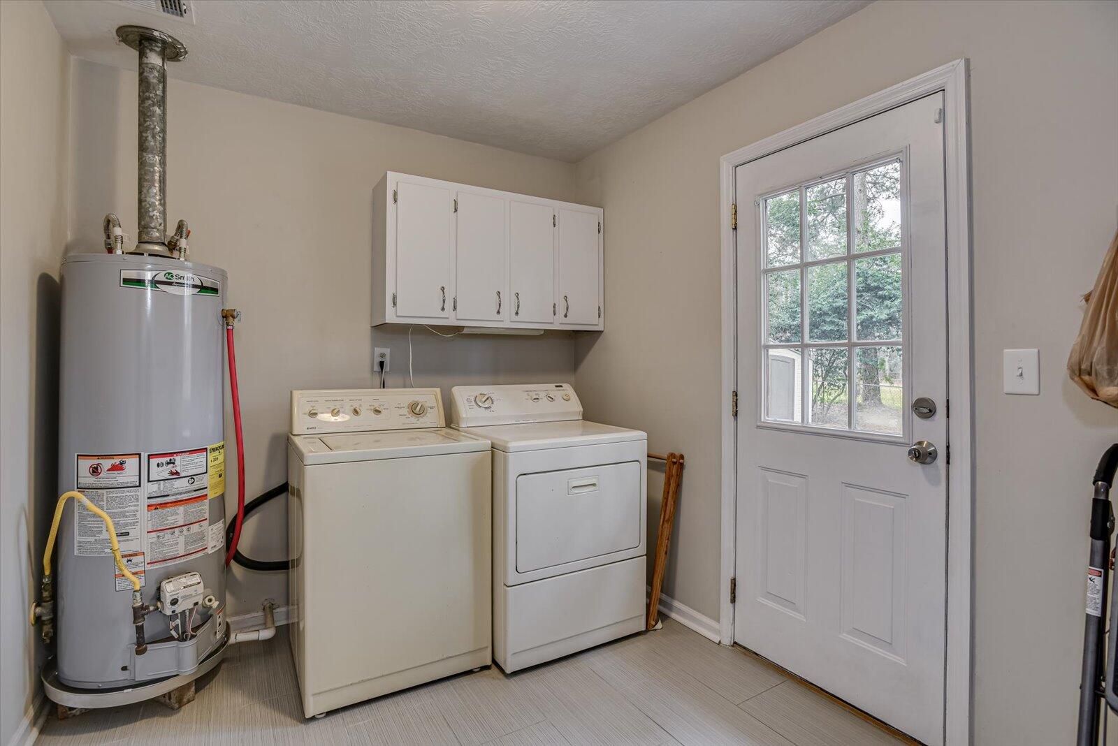 3225 YELLOW PINE Drive