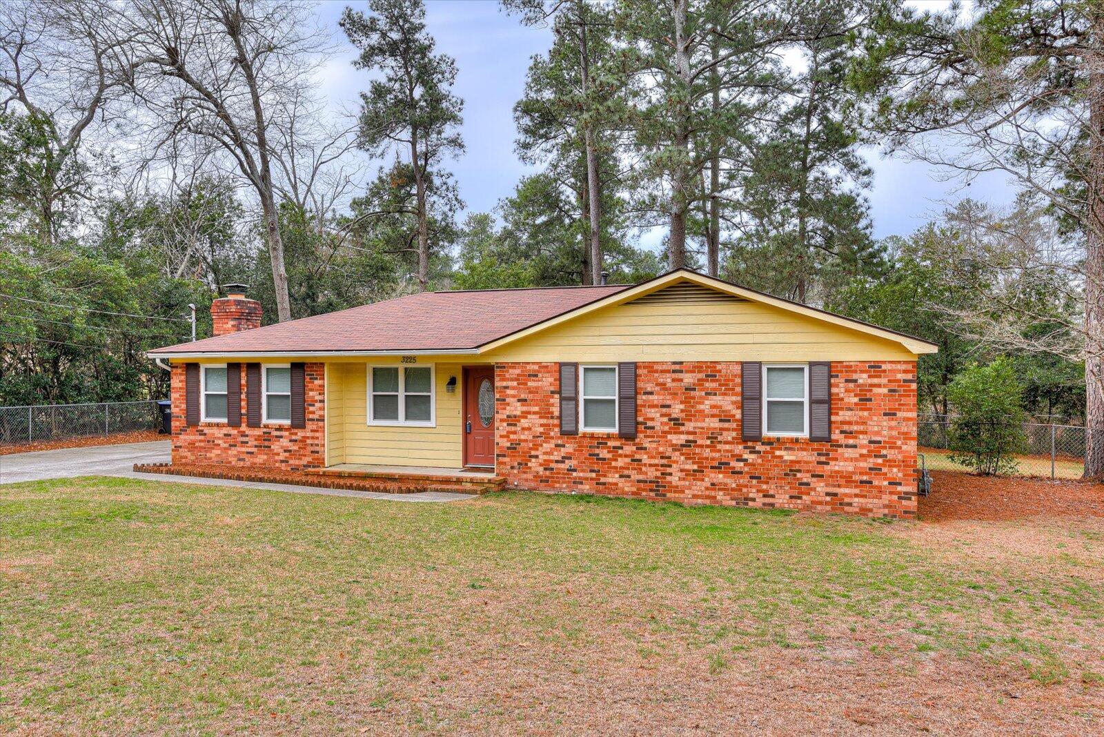 3225 YELLOW PINE Drive