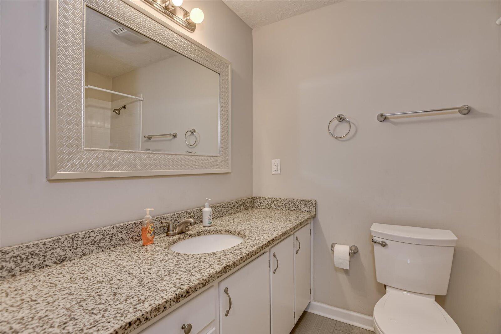 3225 YELLOW PINE Drive