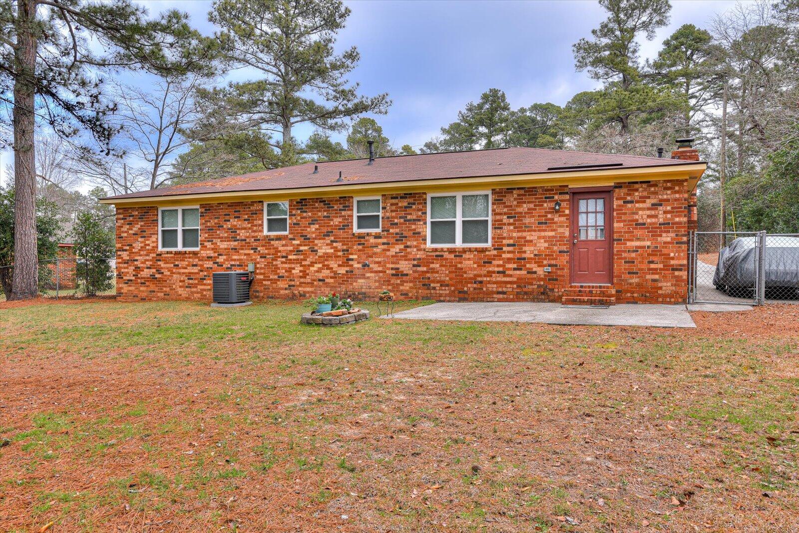 3225 YELLOW PINE Drive