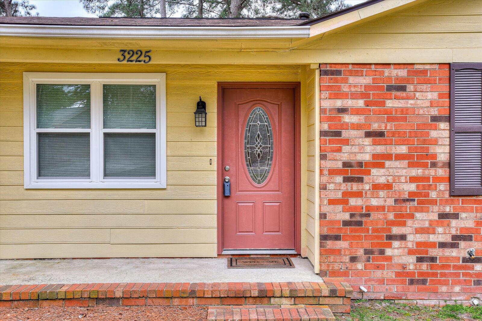 3225 YELLOW PINE Drive