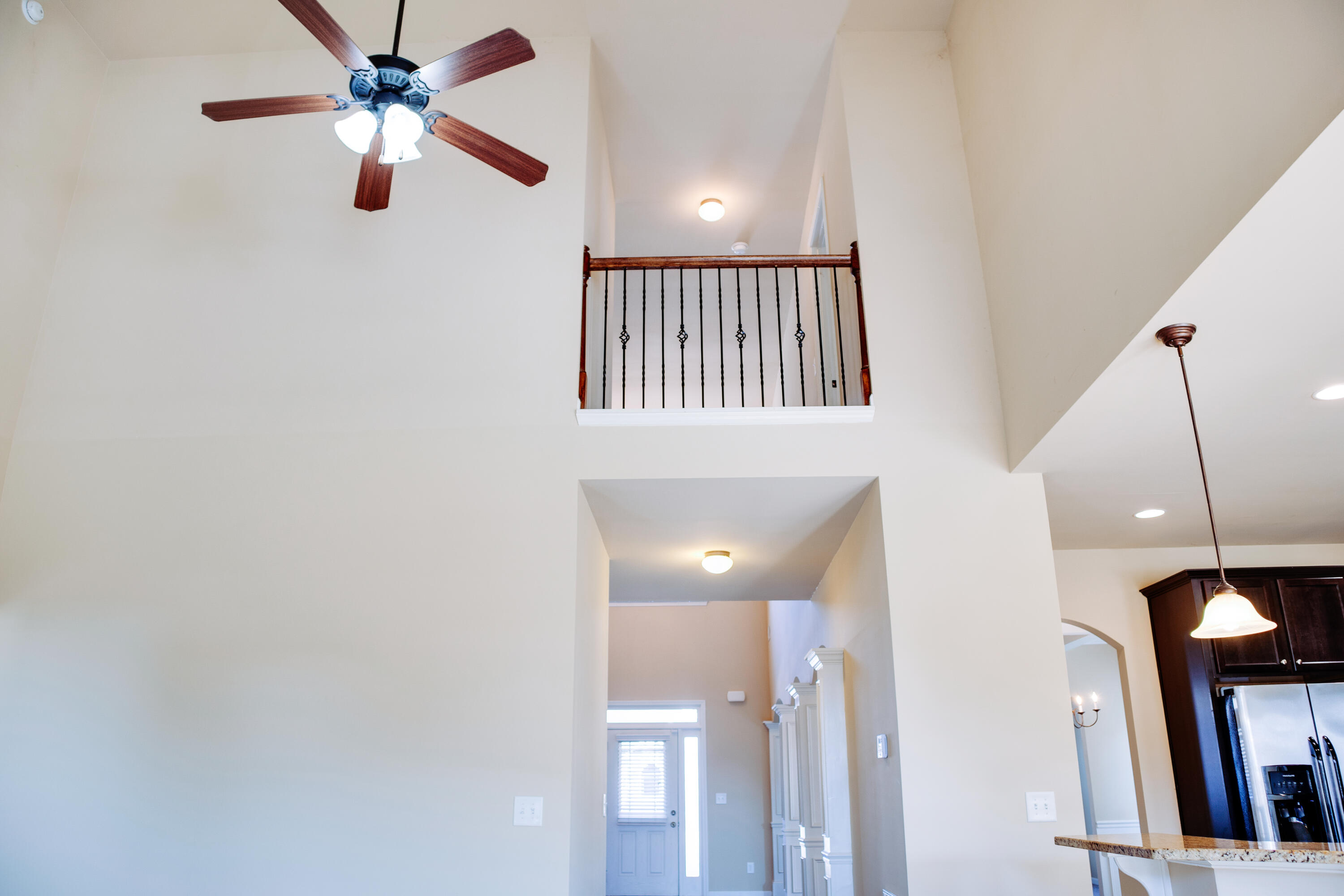 6085 REYNOLDS Circle