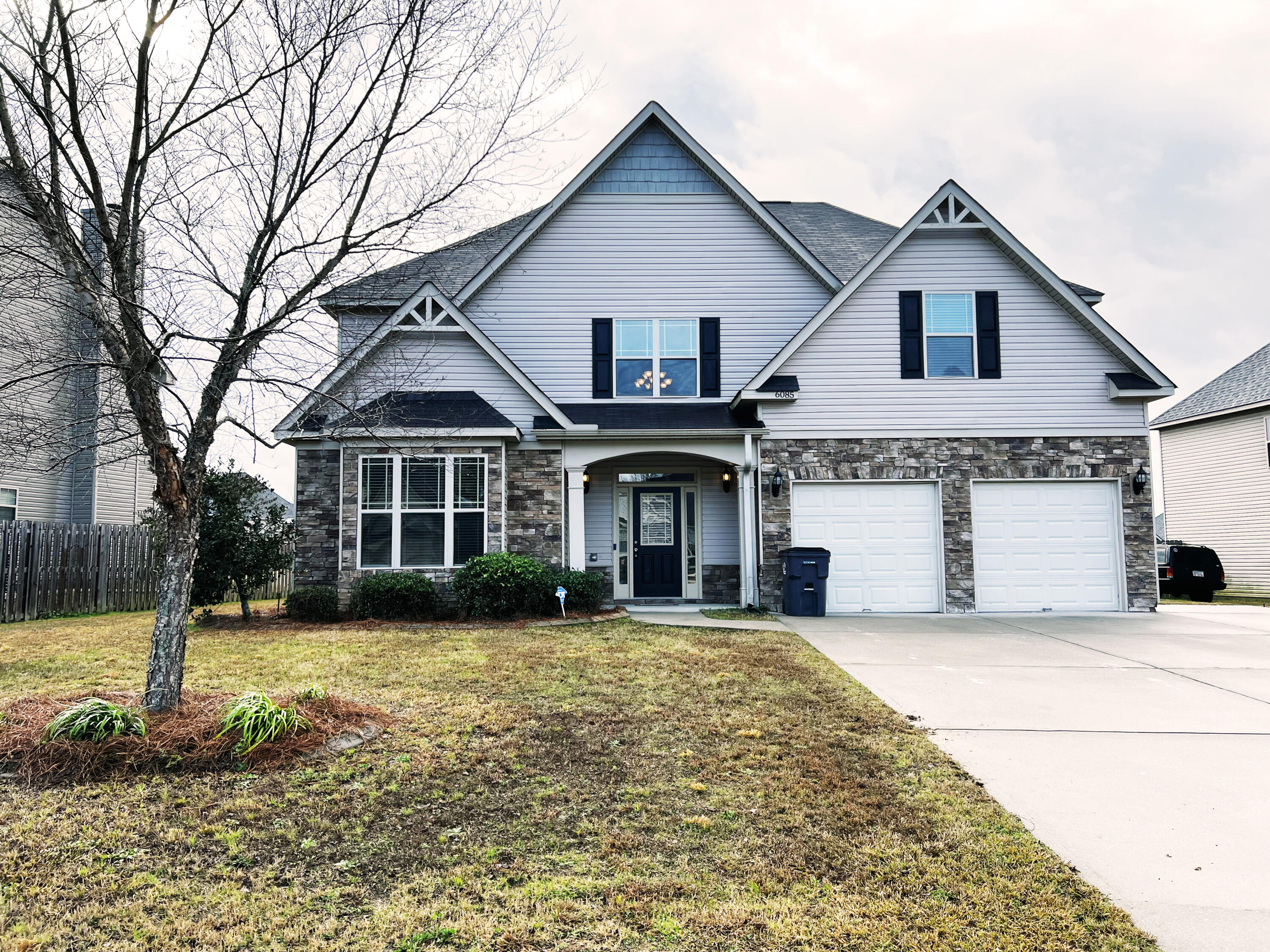 6085 REYNOLDS Circle