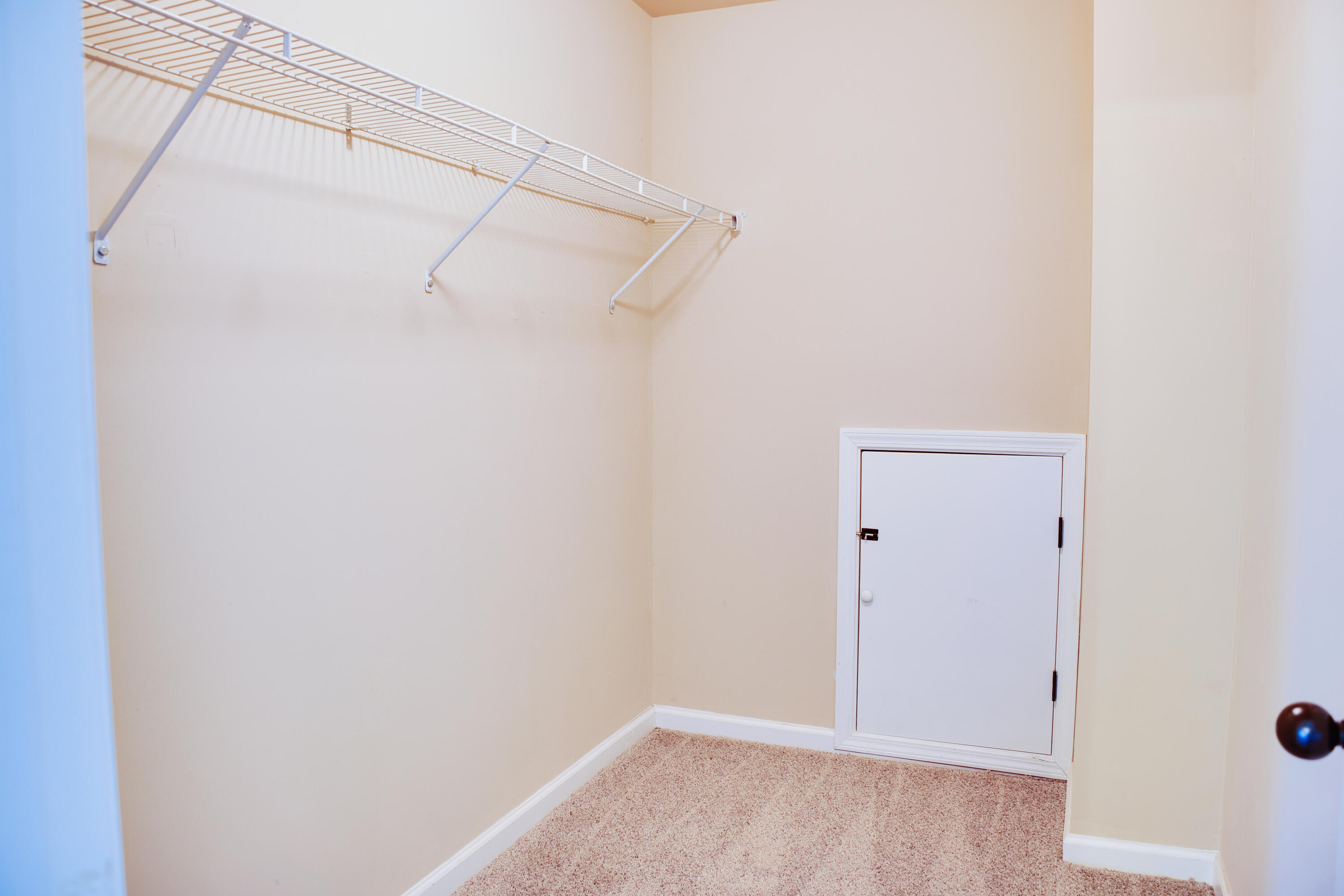 6085 REYNOLDS Circle