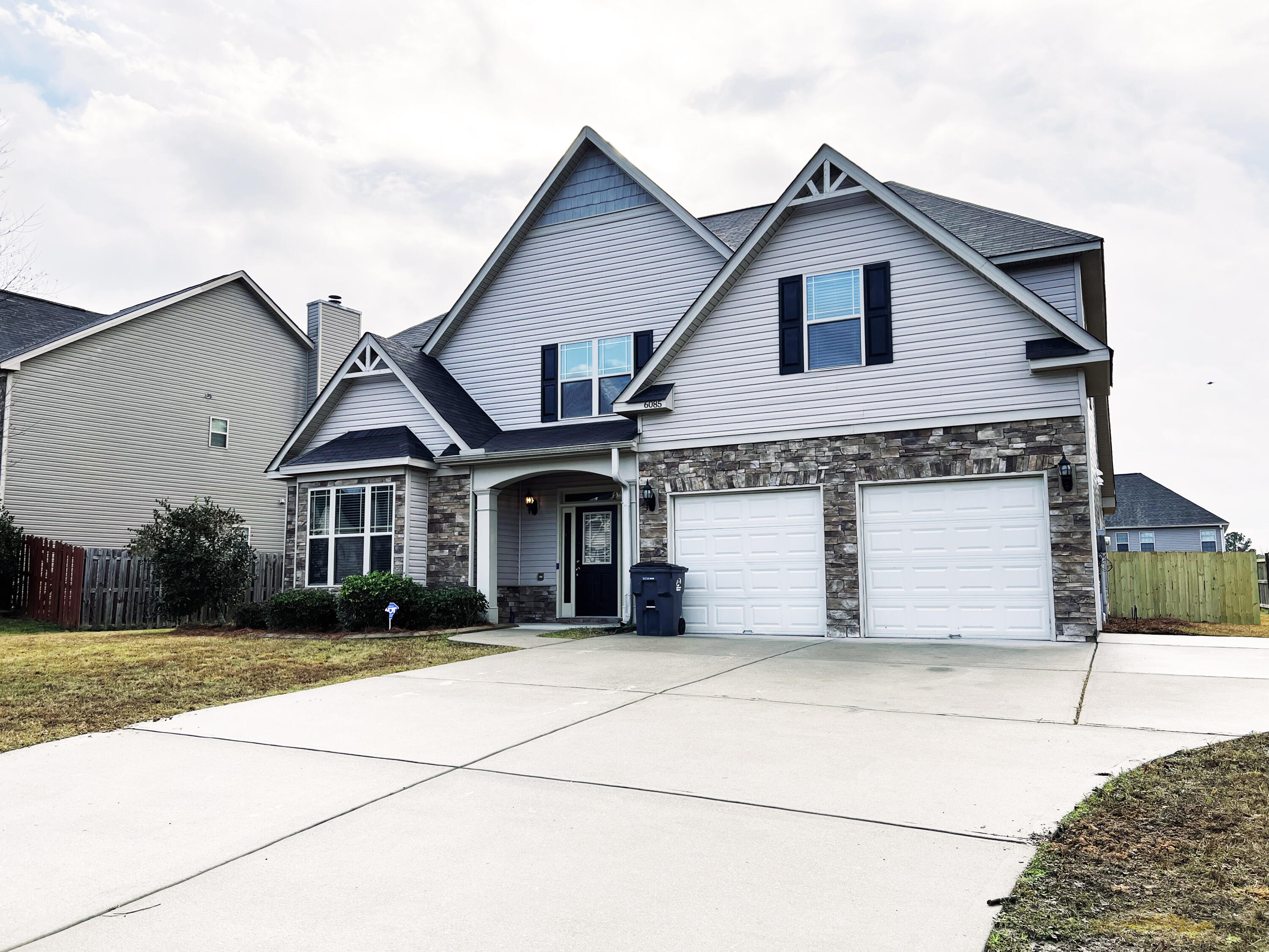 6085 REYNOLDS Circle