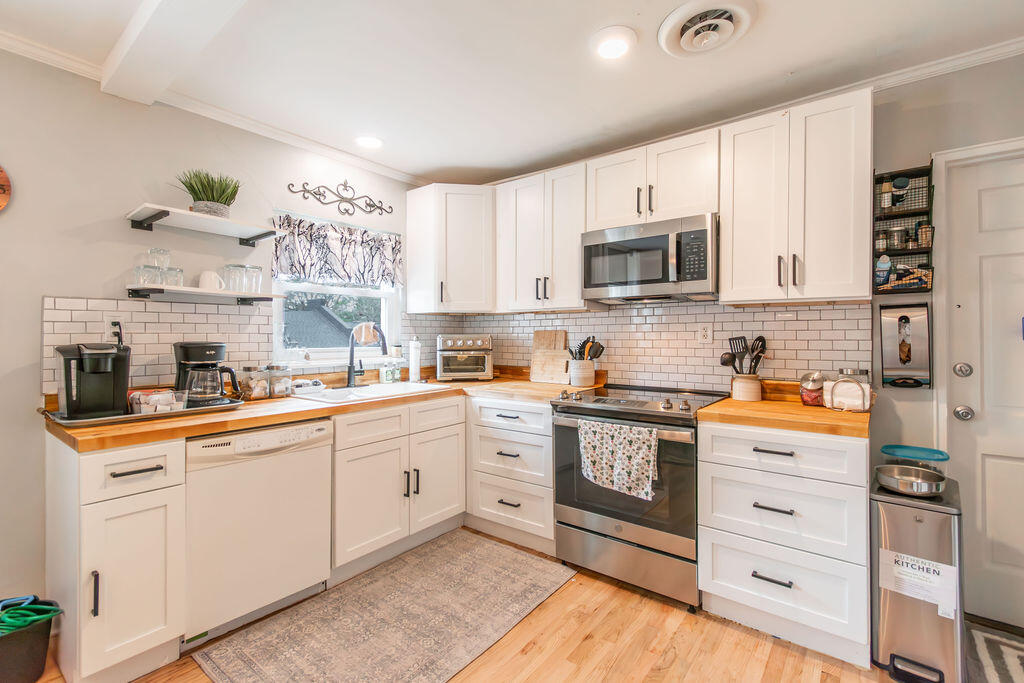 501 MILLEDGE RD, APT Unit: 14C