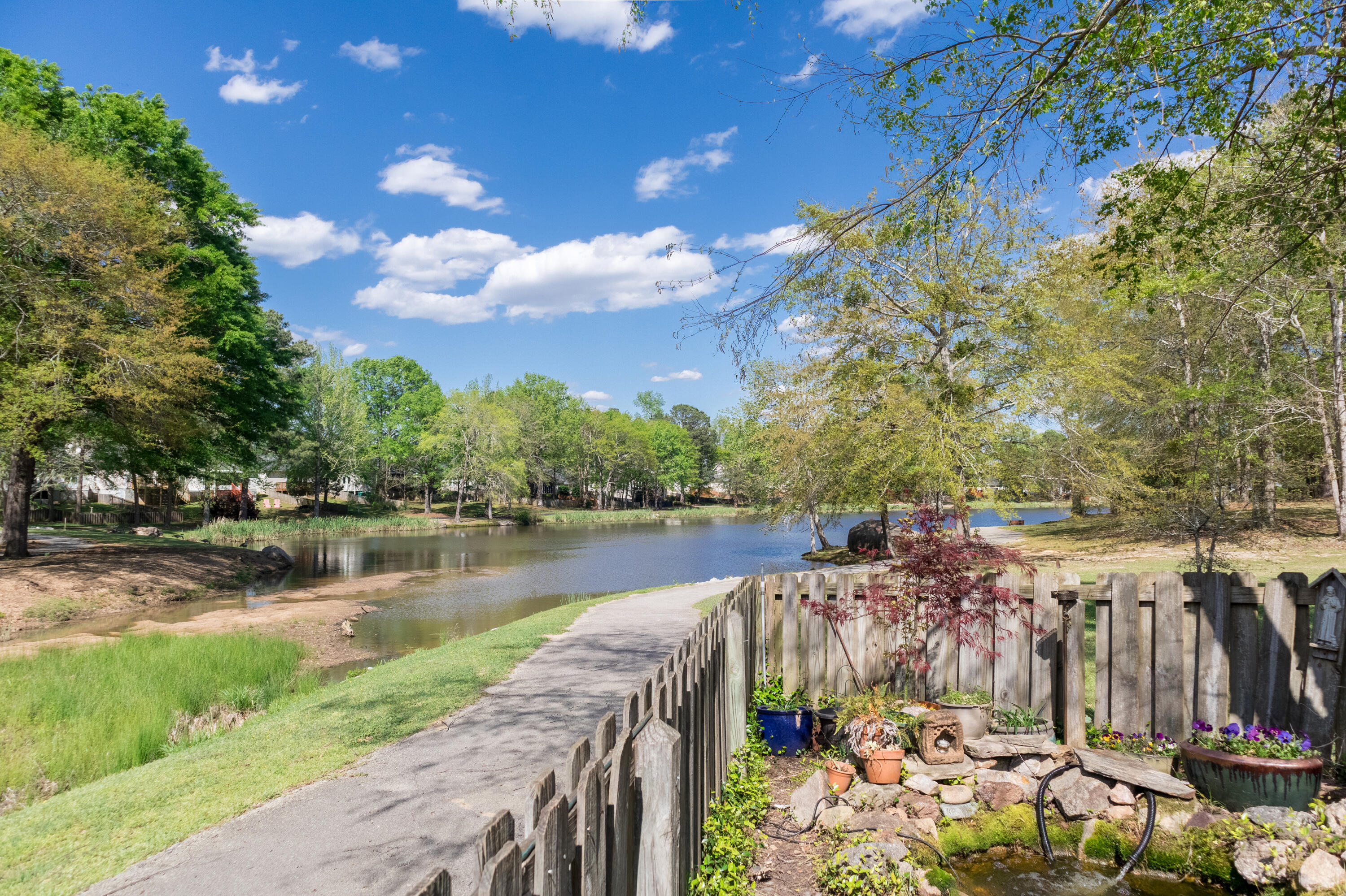 1998 SYLVAN LAKE Drive