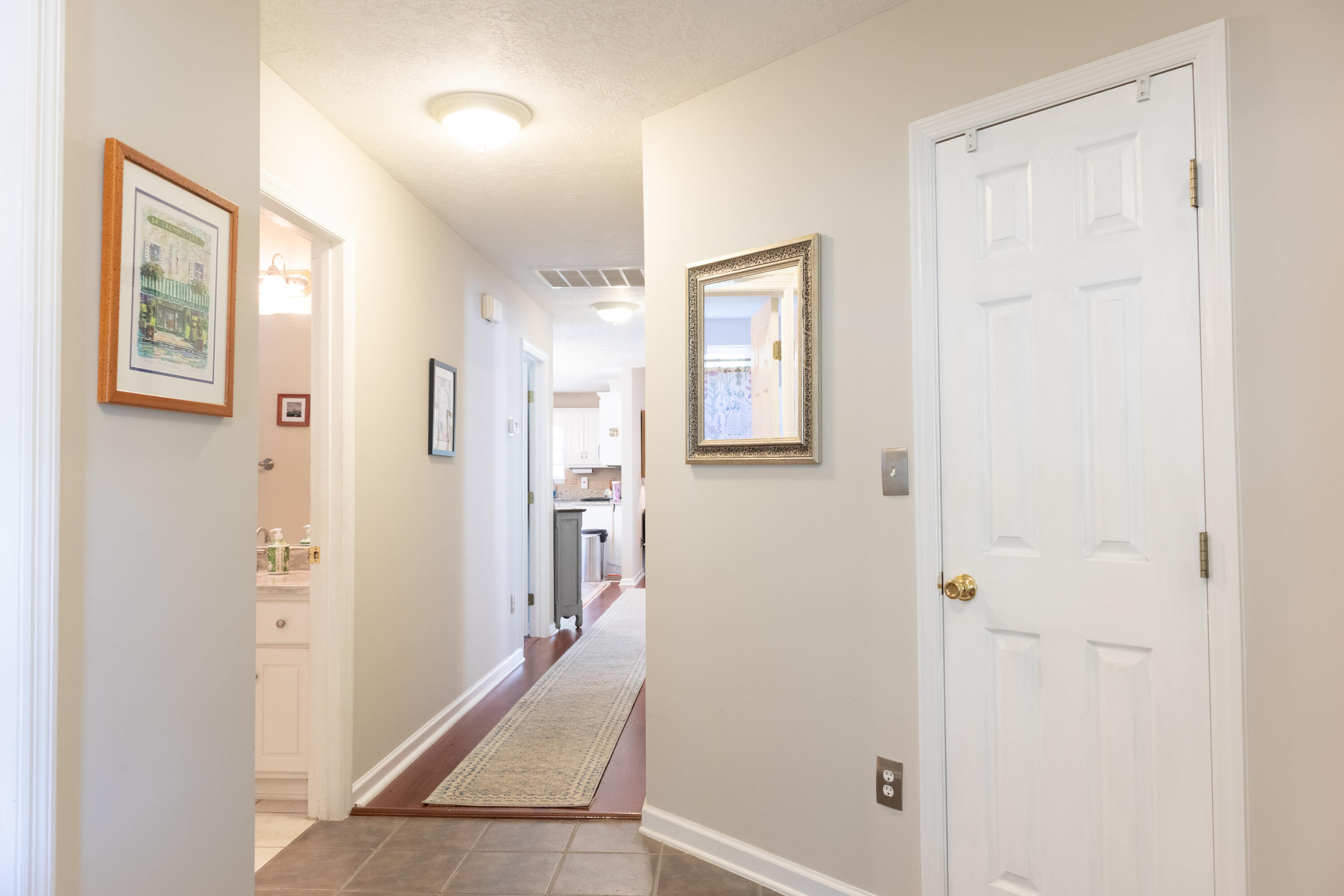 1998 SYLVAN LAKE Drive