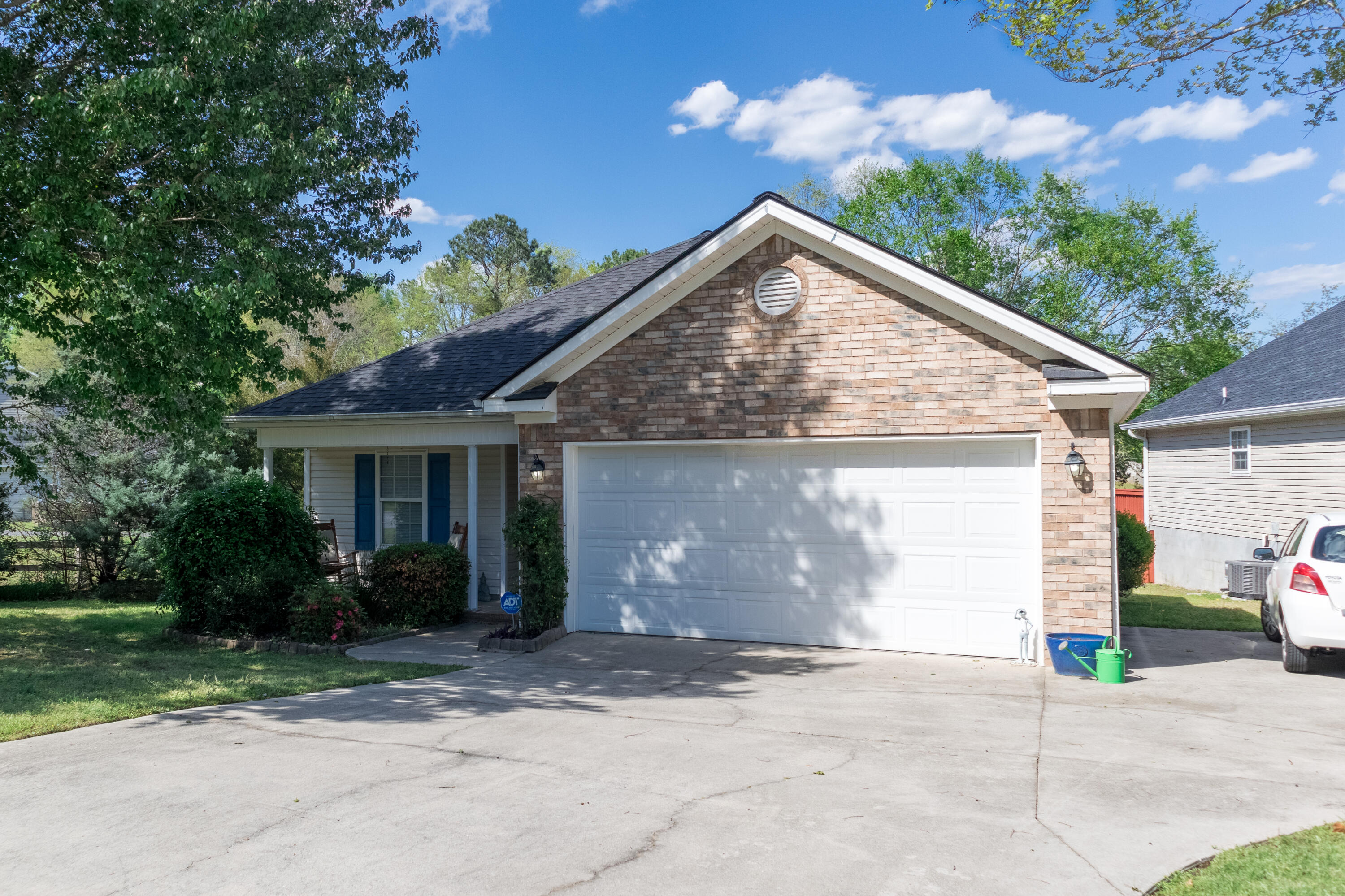 1998 SYLVAN LAKE Drive