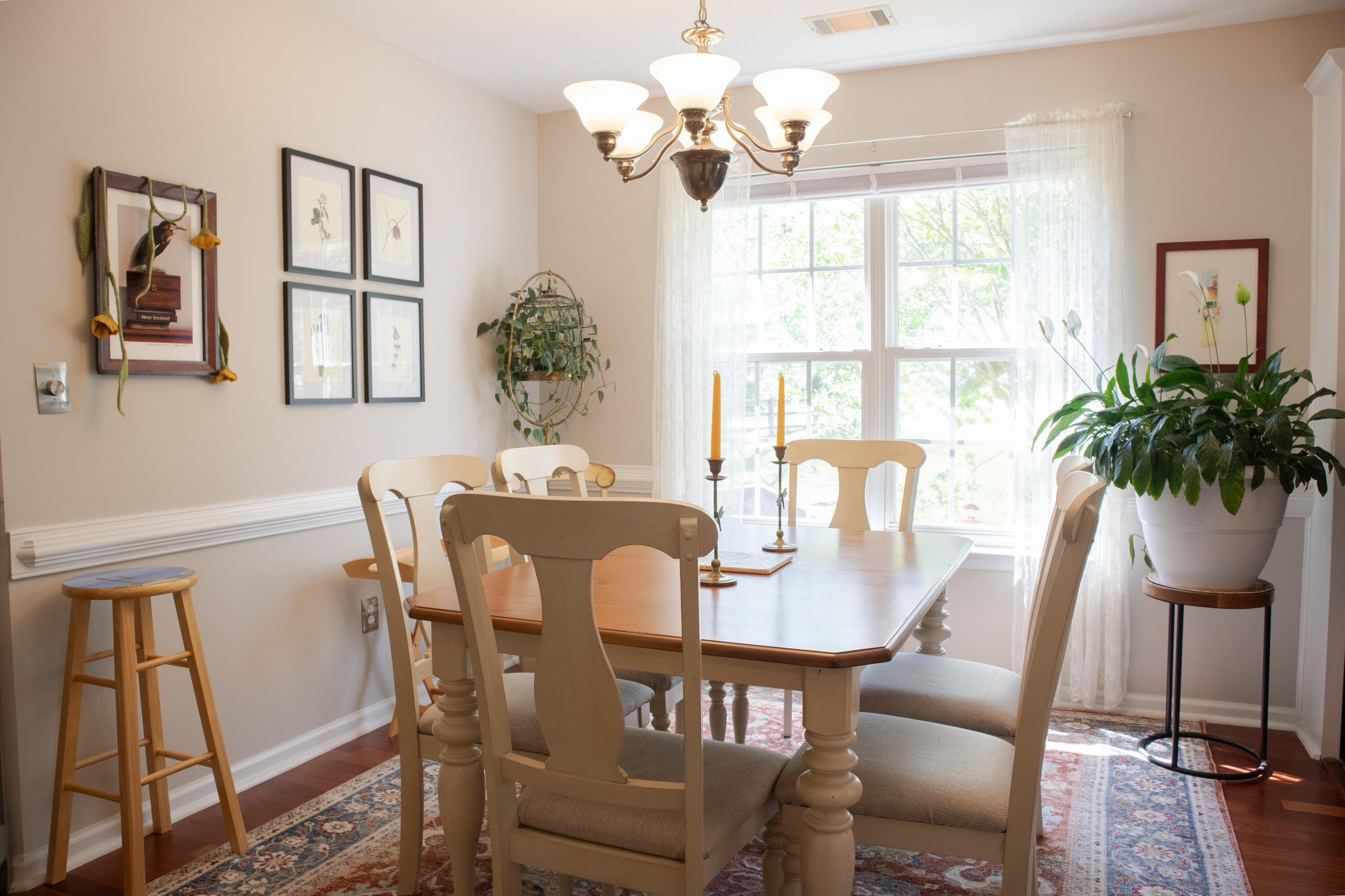 1998 SYLVAN LAKE Drive