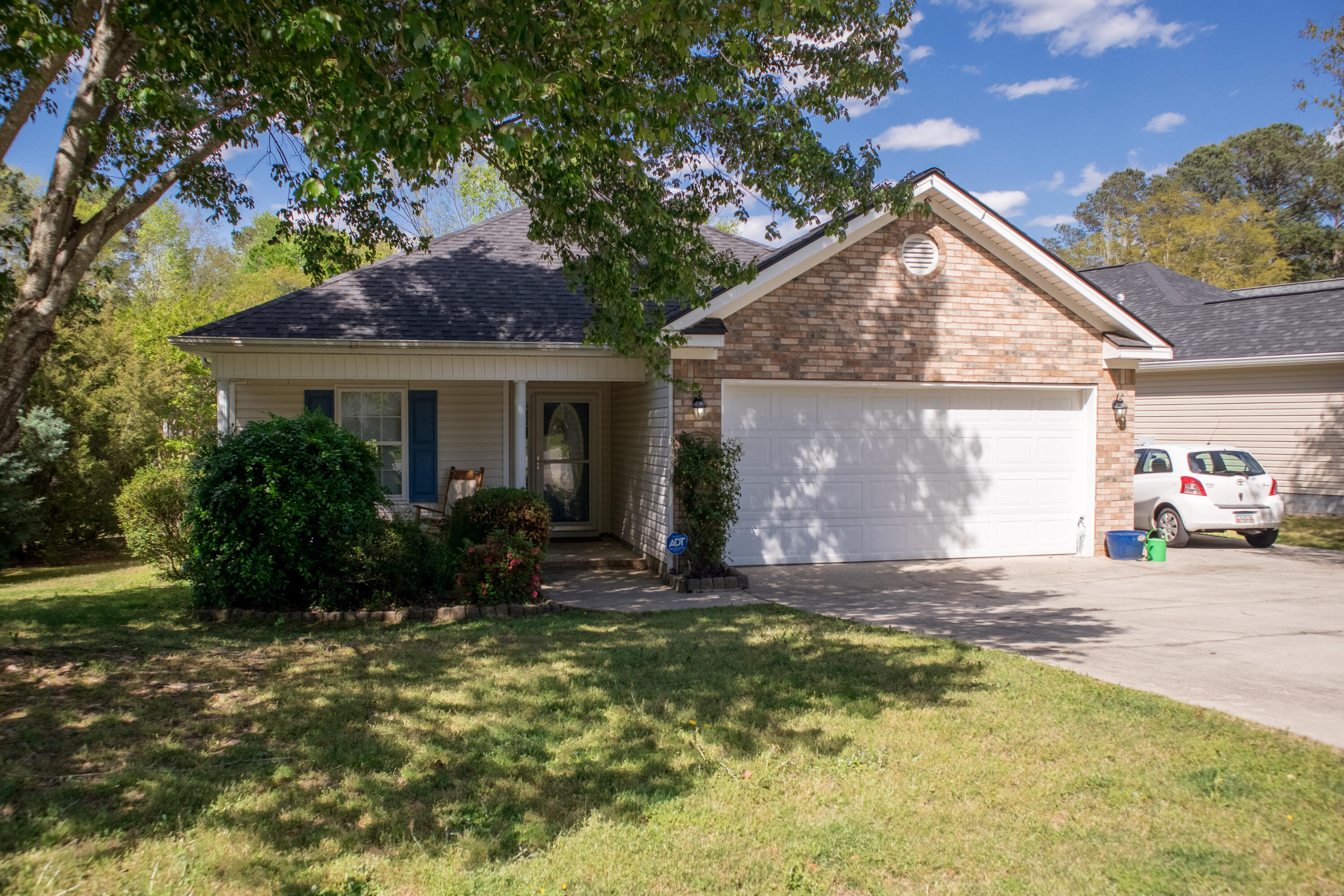 1998 SYLVAN LAKE Drive