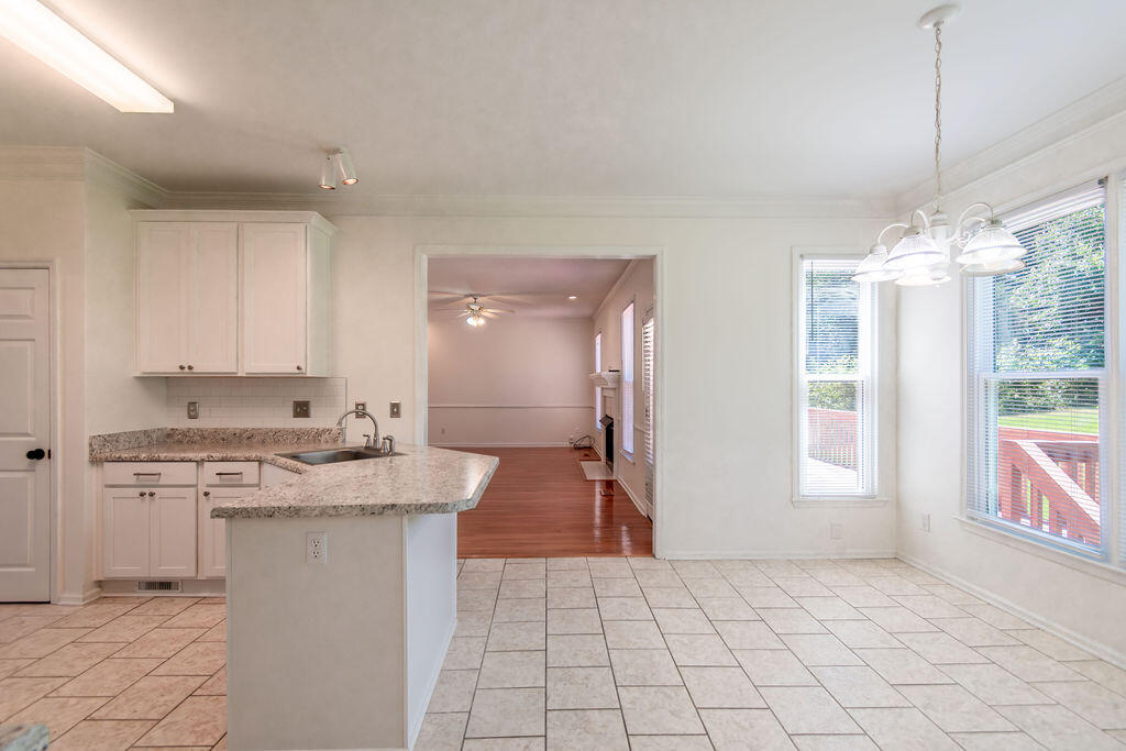 392 BAKERS FERRY Trail