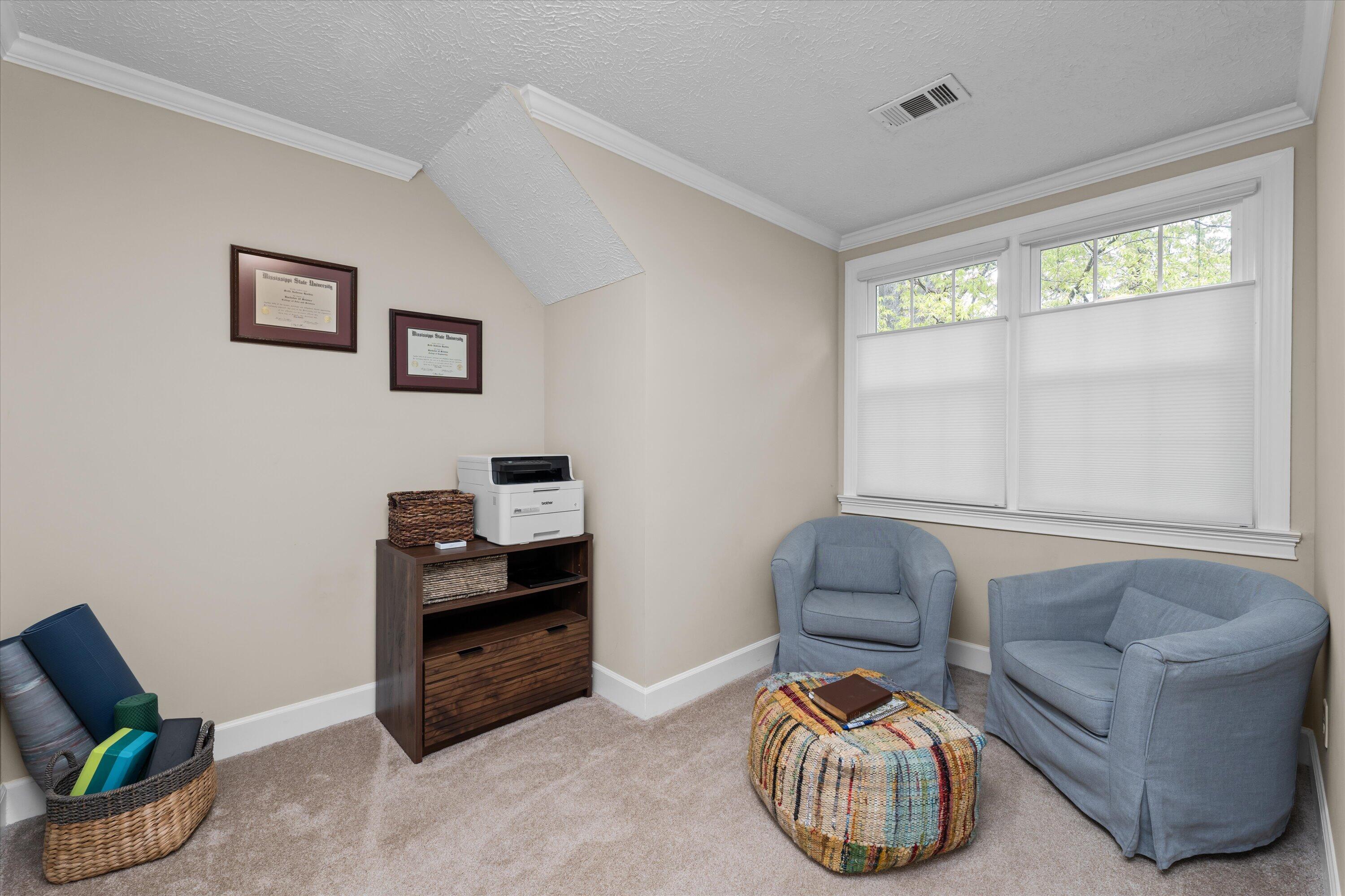 647 WHITEWOOD WAY Way