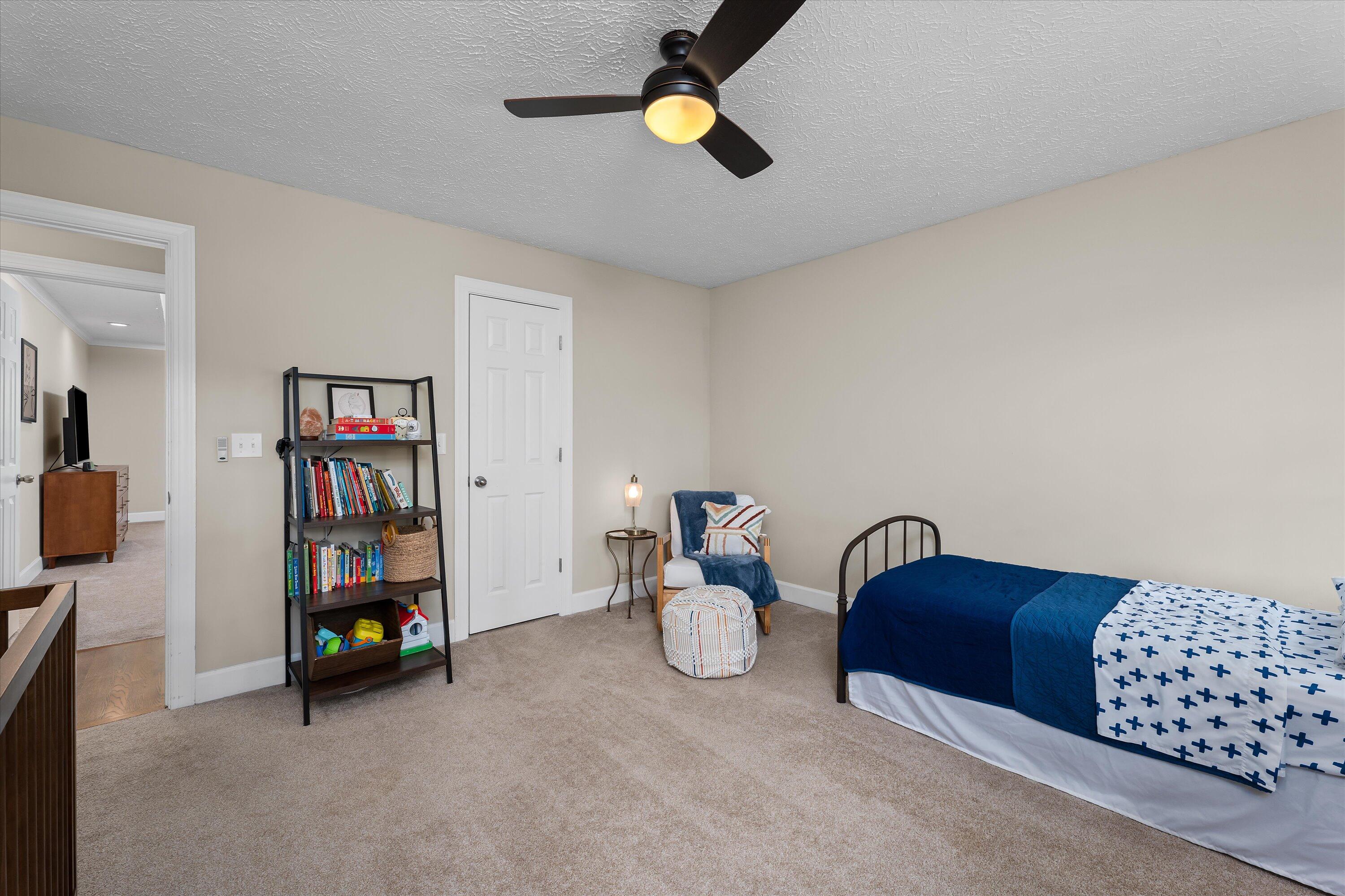 647 WHITEWOOD WAY Way