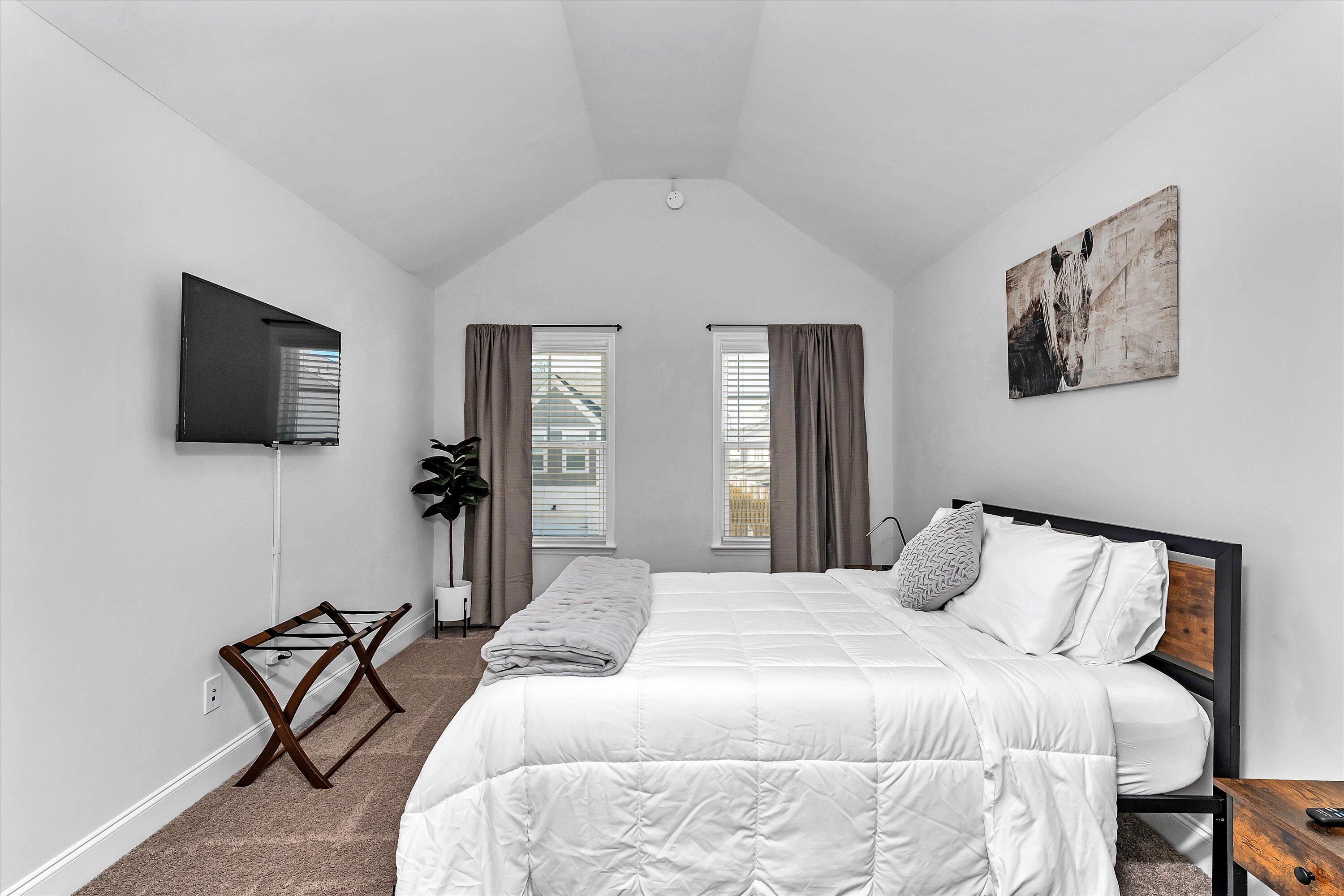 161 CANTON PARK Avenue