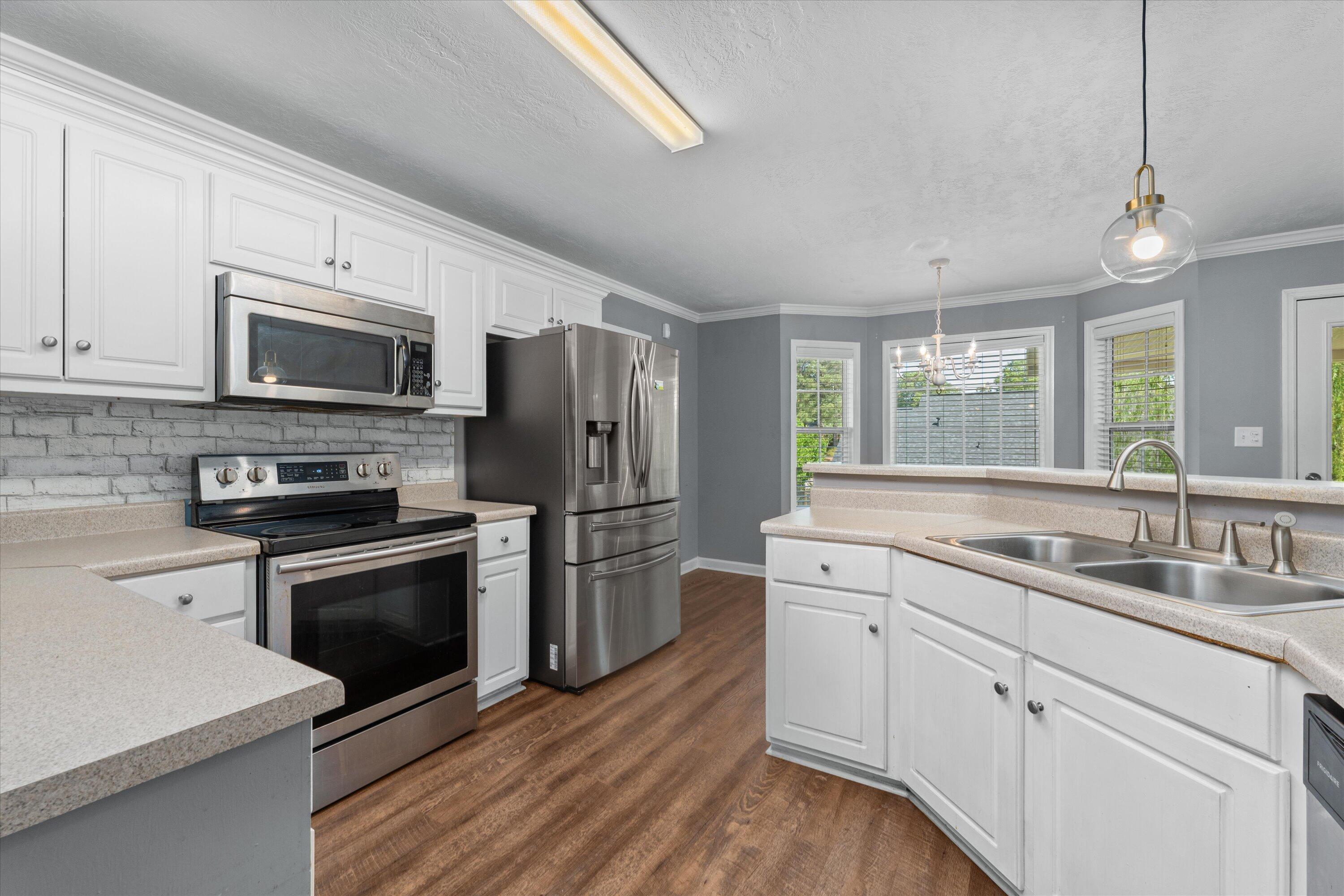 2033 SILVER RUN Falls