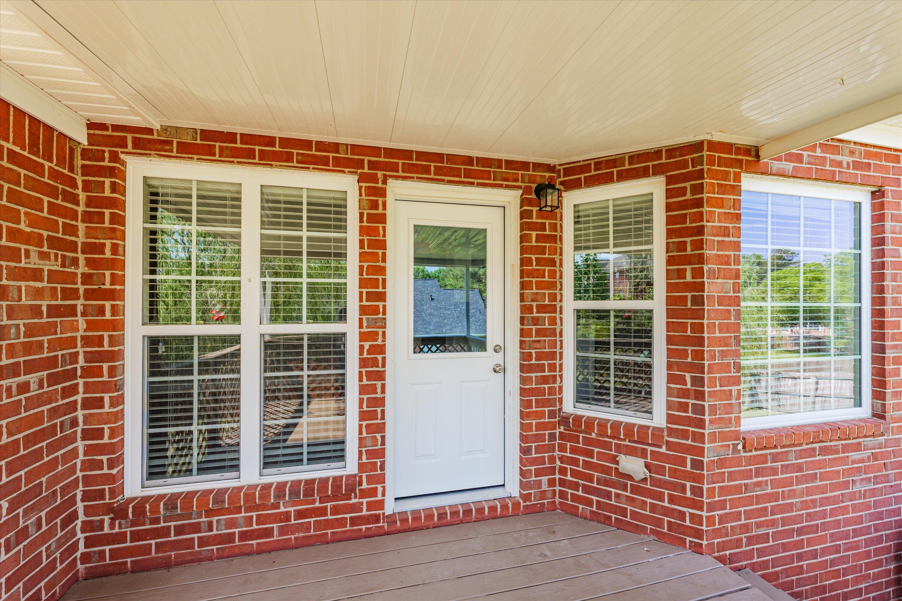 2033 SILVER RUN Falls