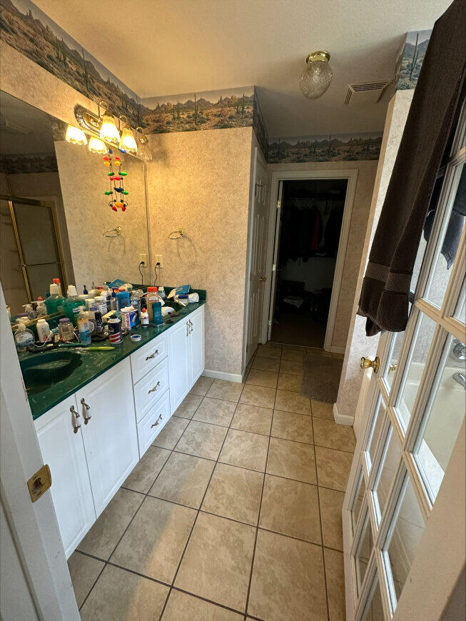 451 SUGARCREEK Drive