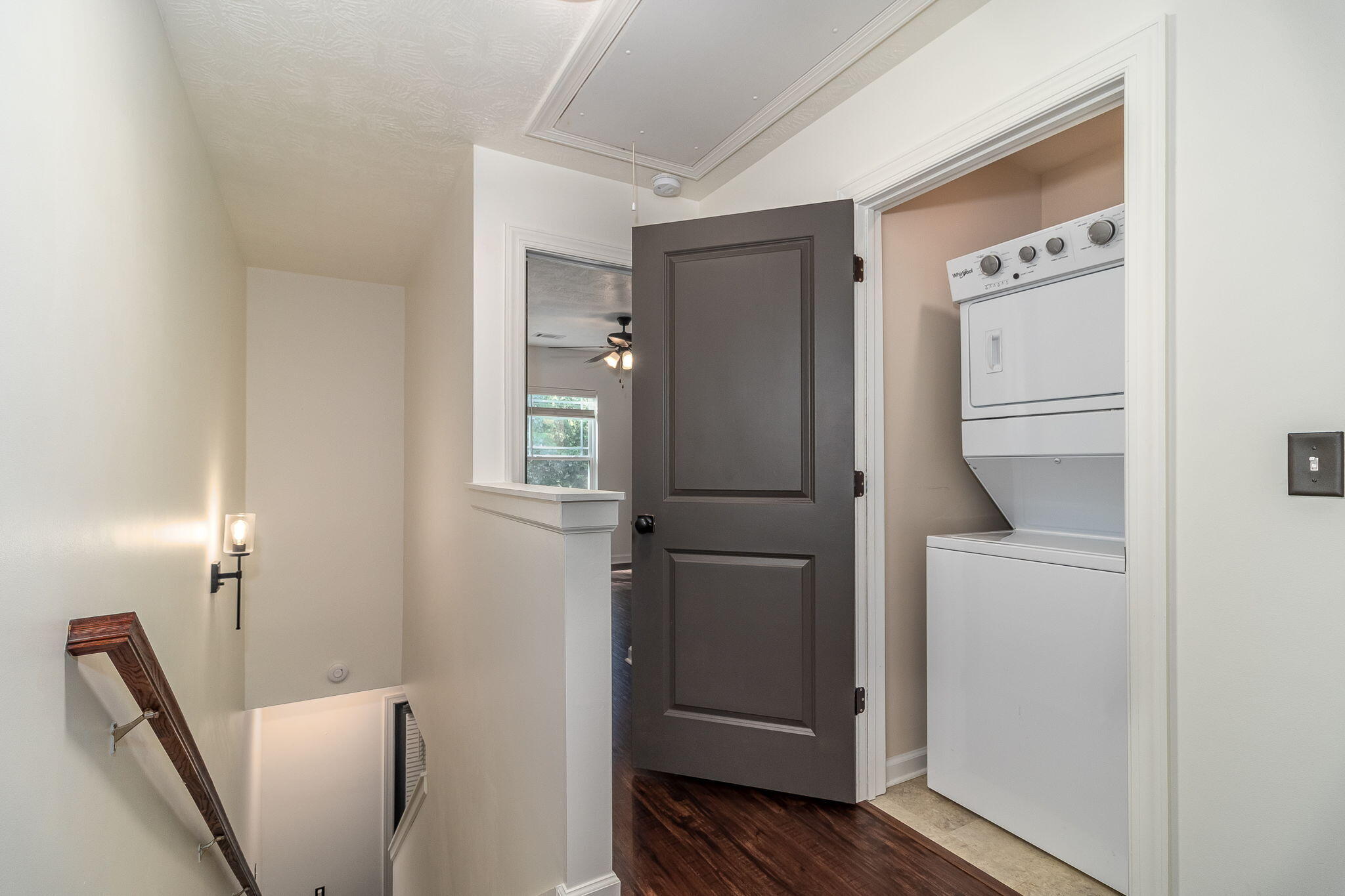 1872 BUTTERNUT DRIVE