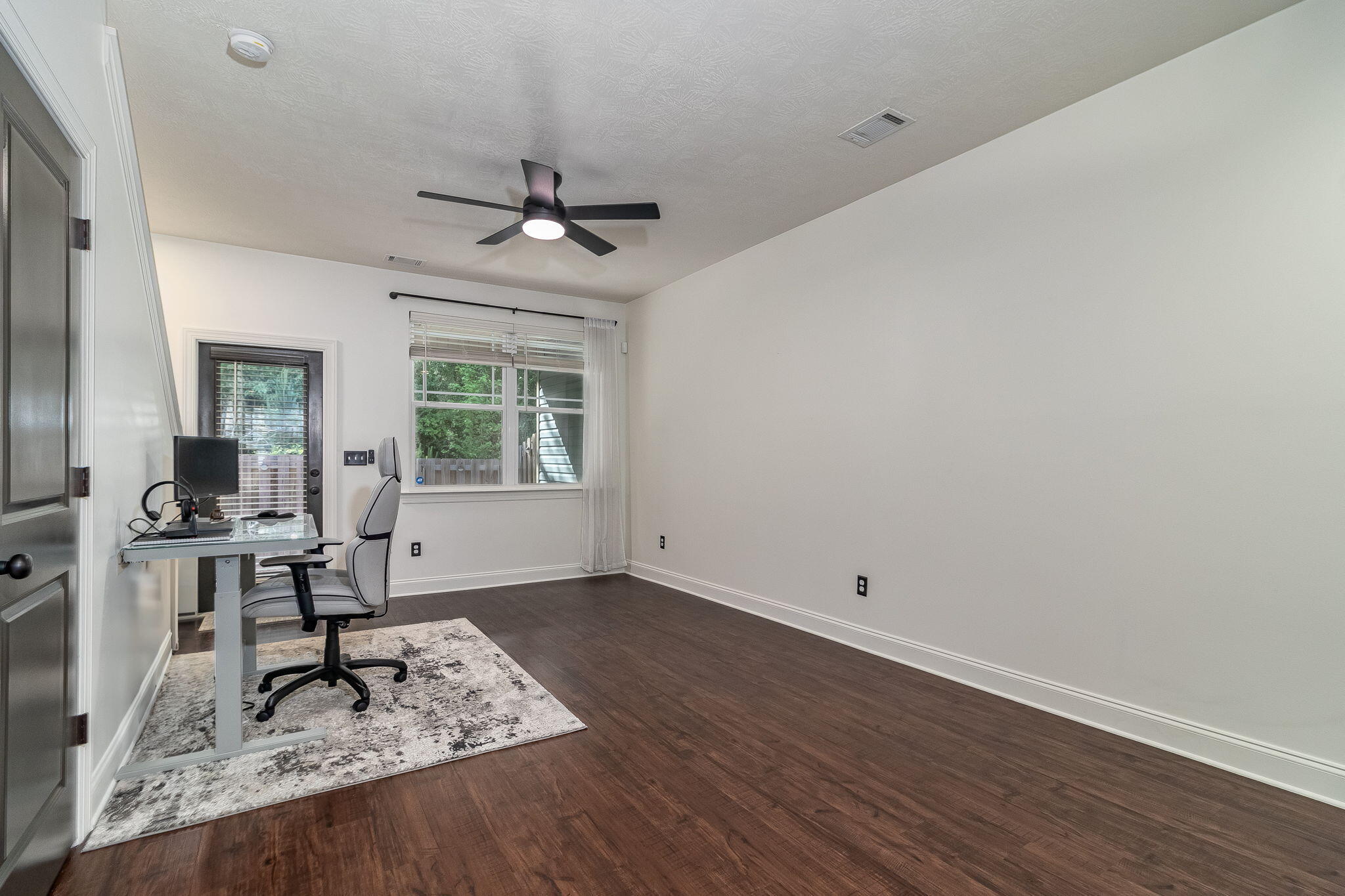 1872 BUTTERNUT DRIVE