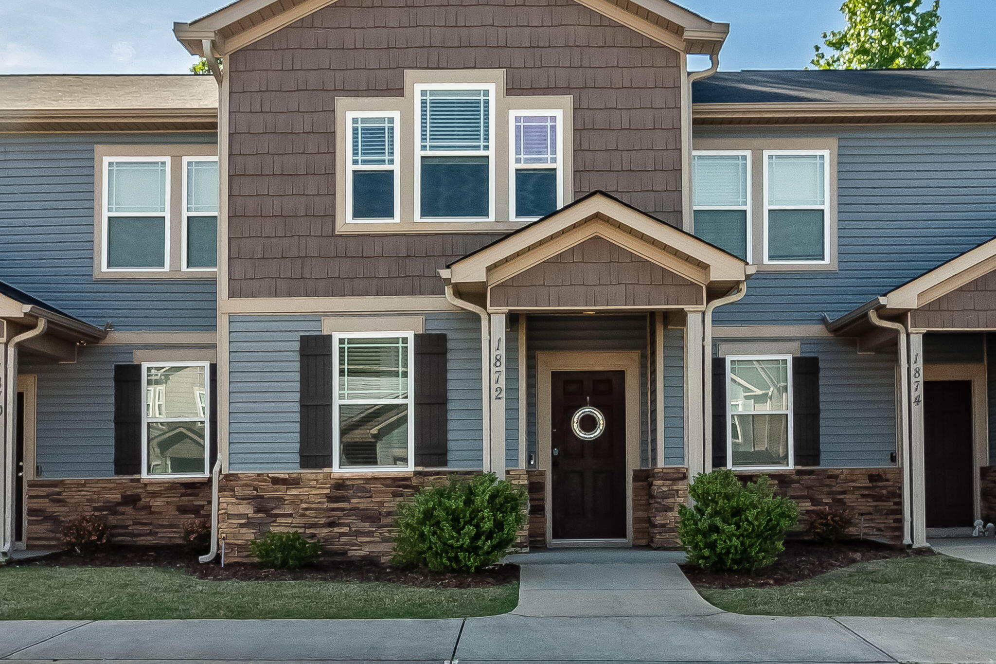 1872 BUTTERNUT DRIVE