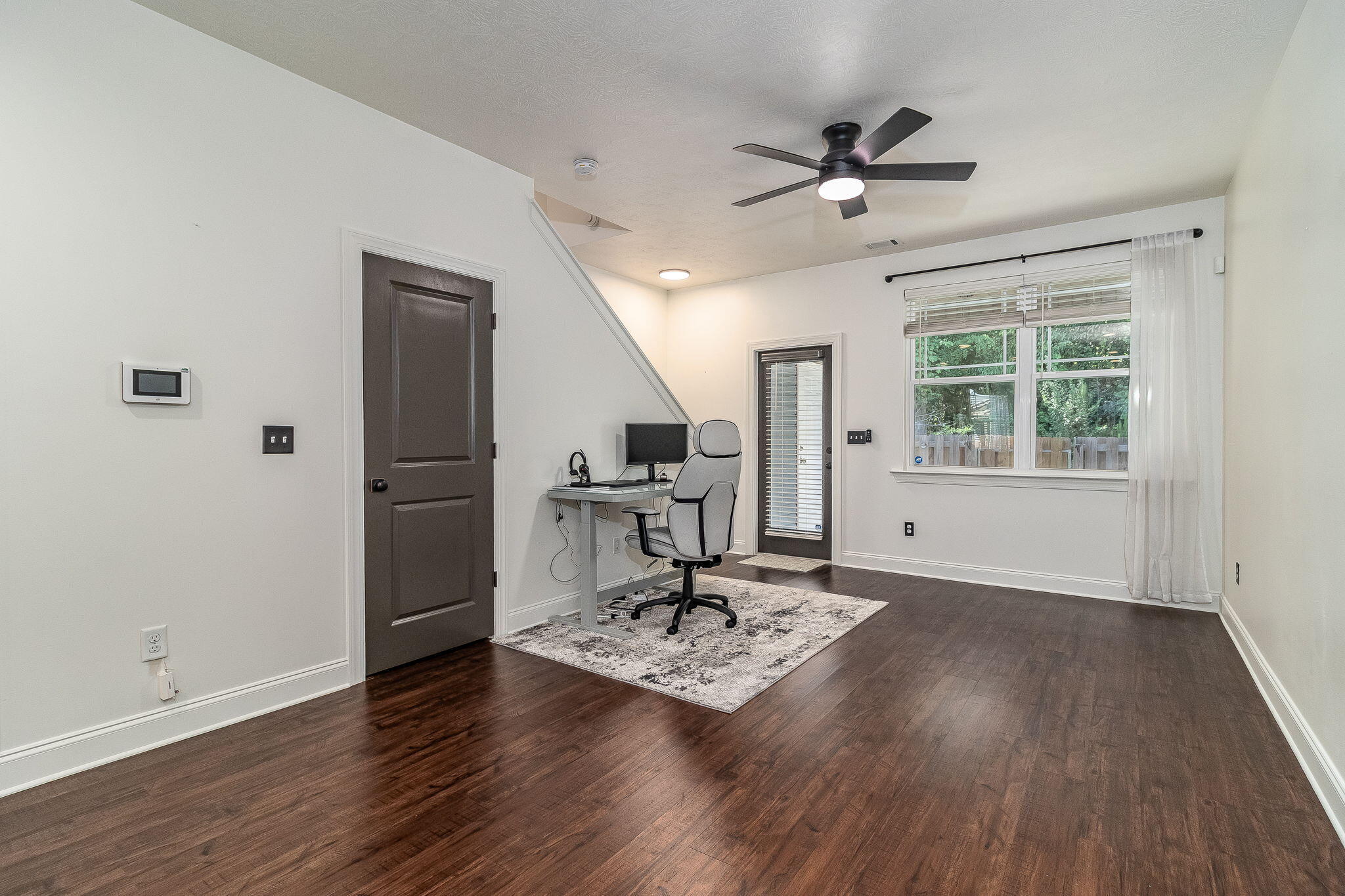 1872 BUTTERNUT DRIVE