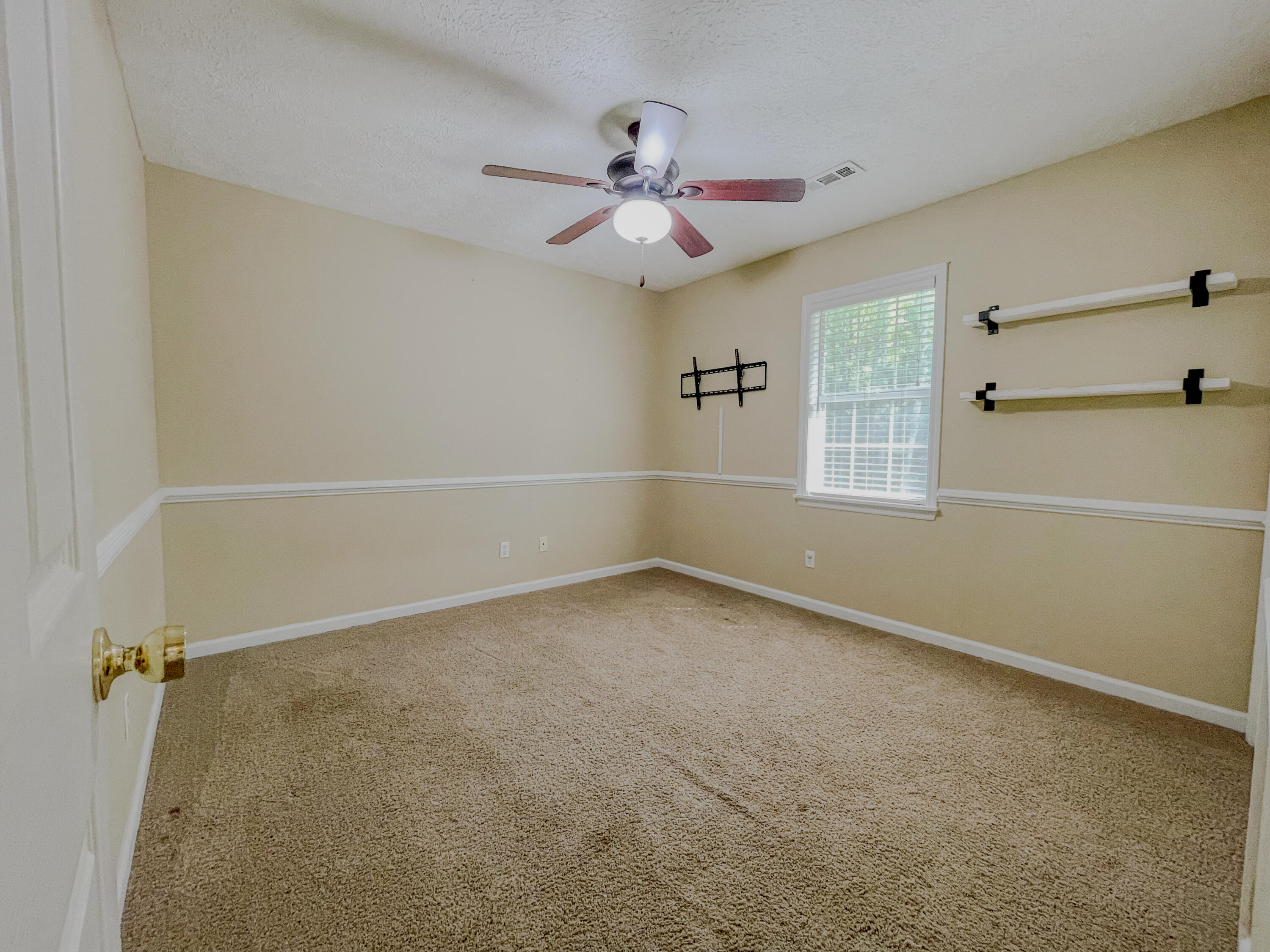 245 CHELTENHAM Drive