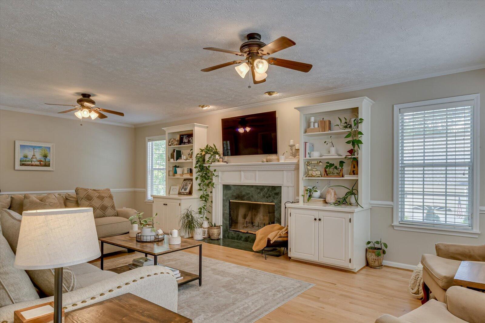 245 CHELTENHAM Drive