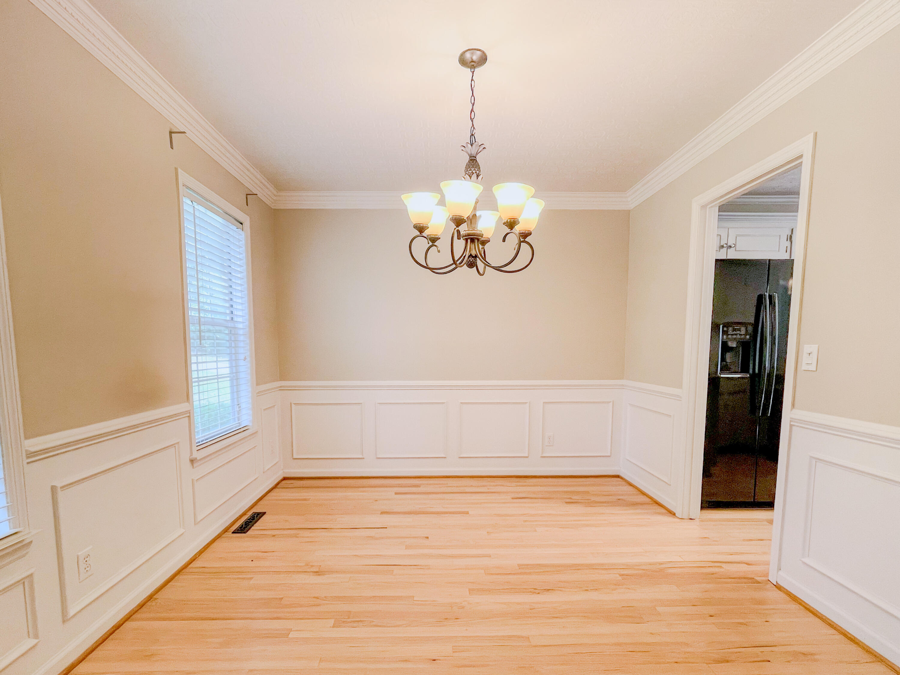 245 CHELTENHAM Drive