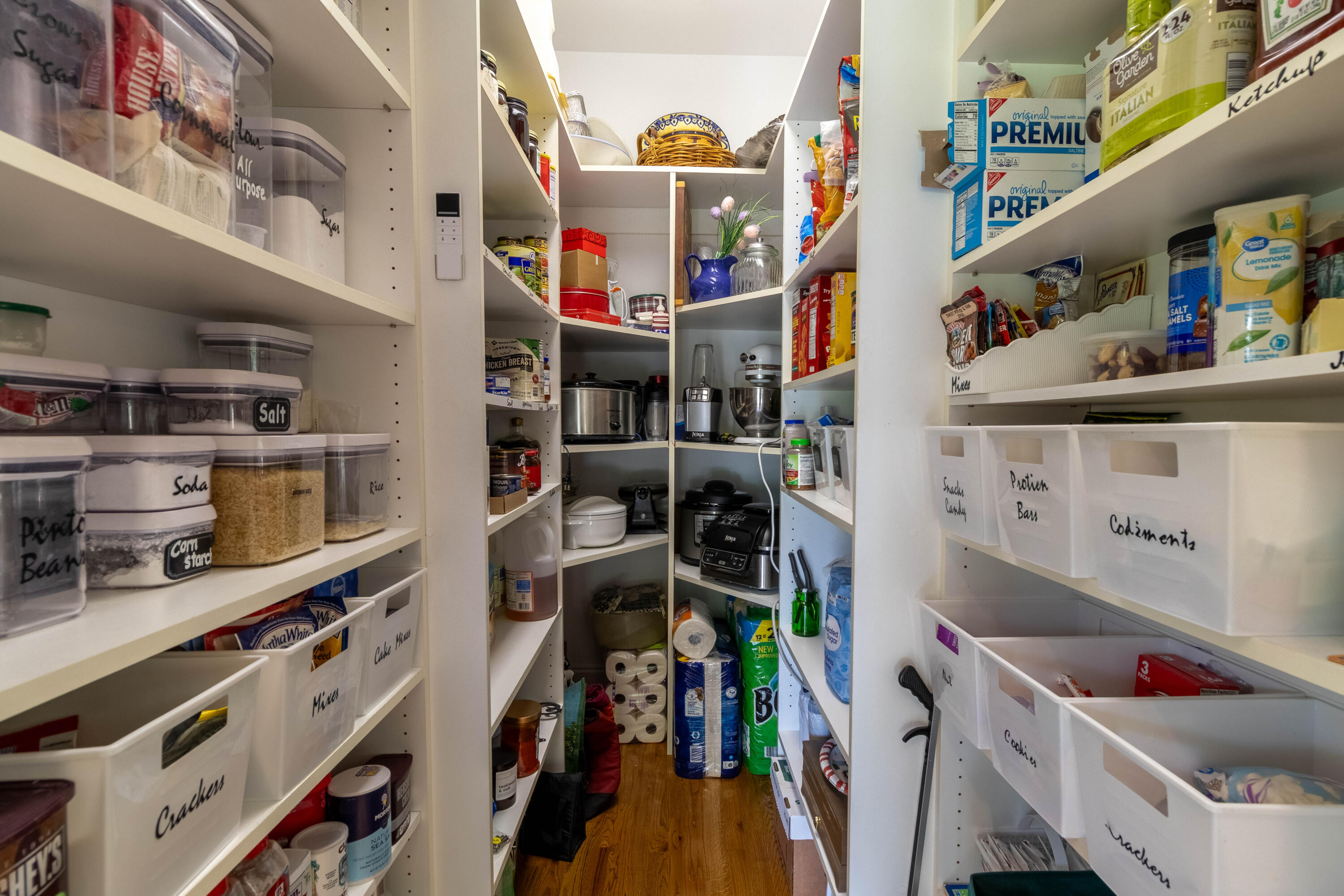 5428 BELLE MEAD Drive