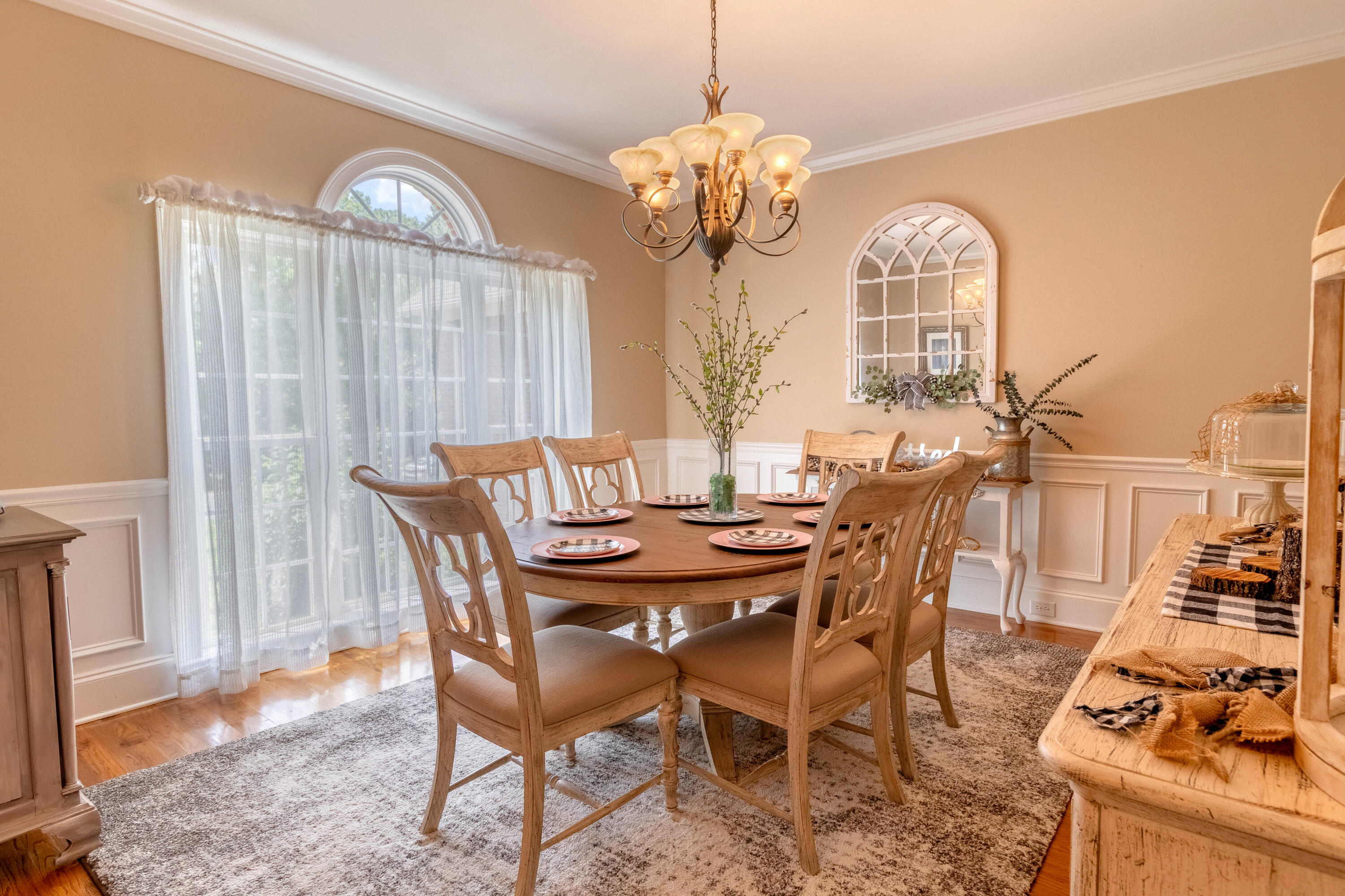 5428 BELLE MEAD Drive