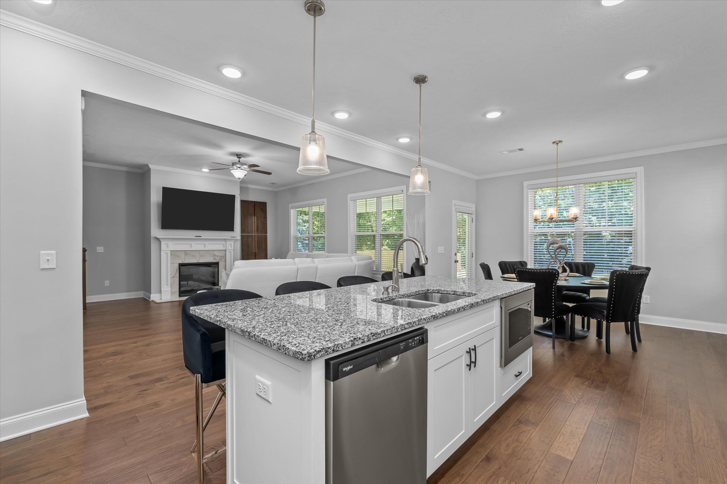 233 PROMINENCE Drive