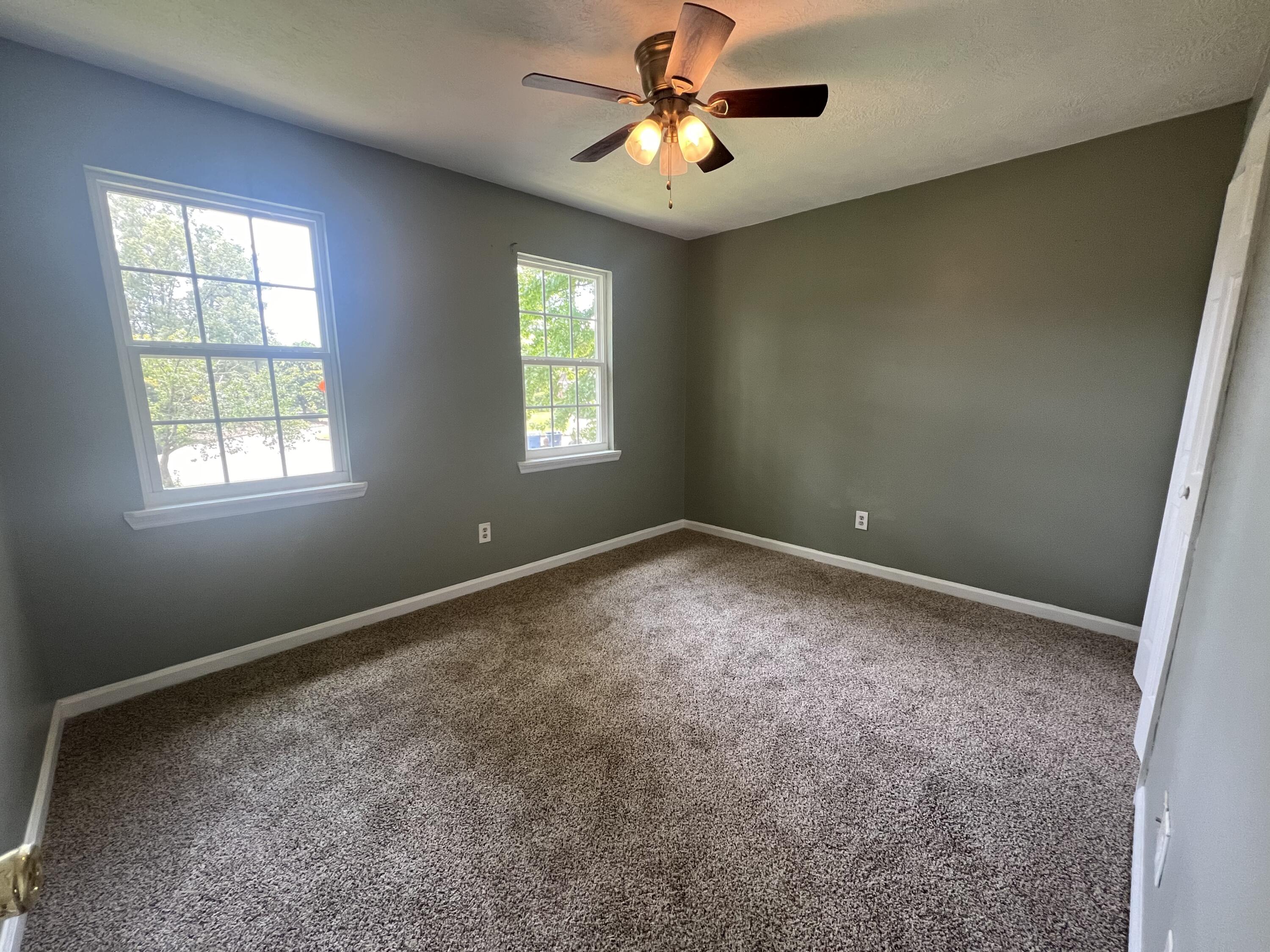 901 HUNTING HORN Way