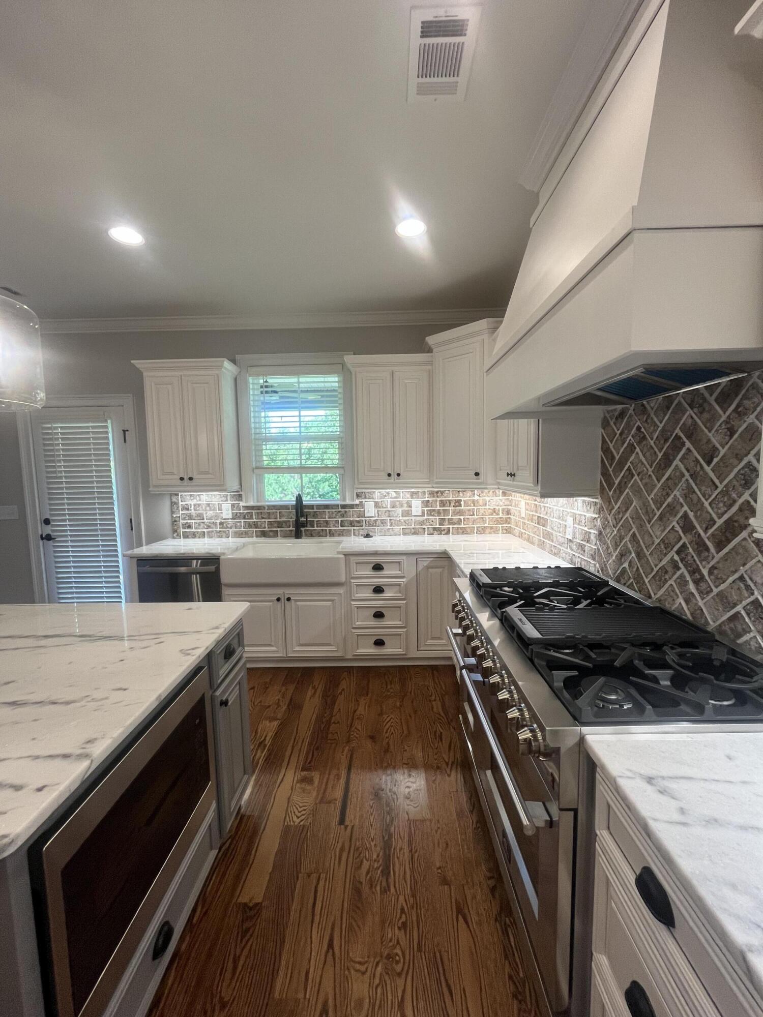 522 OAKLEY GROVE CIRCLE