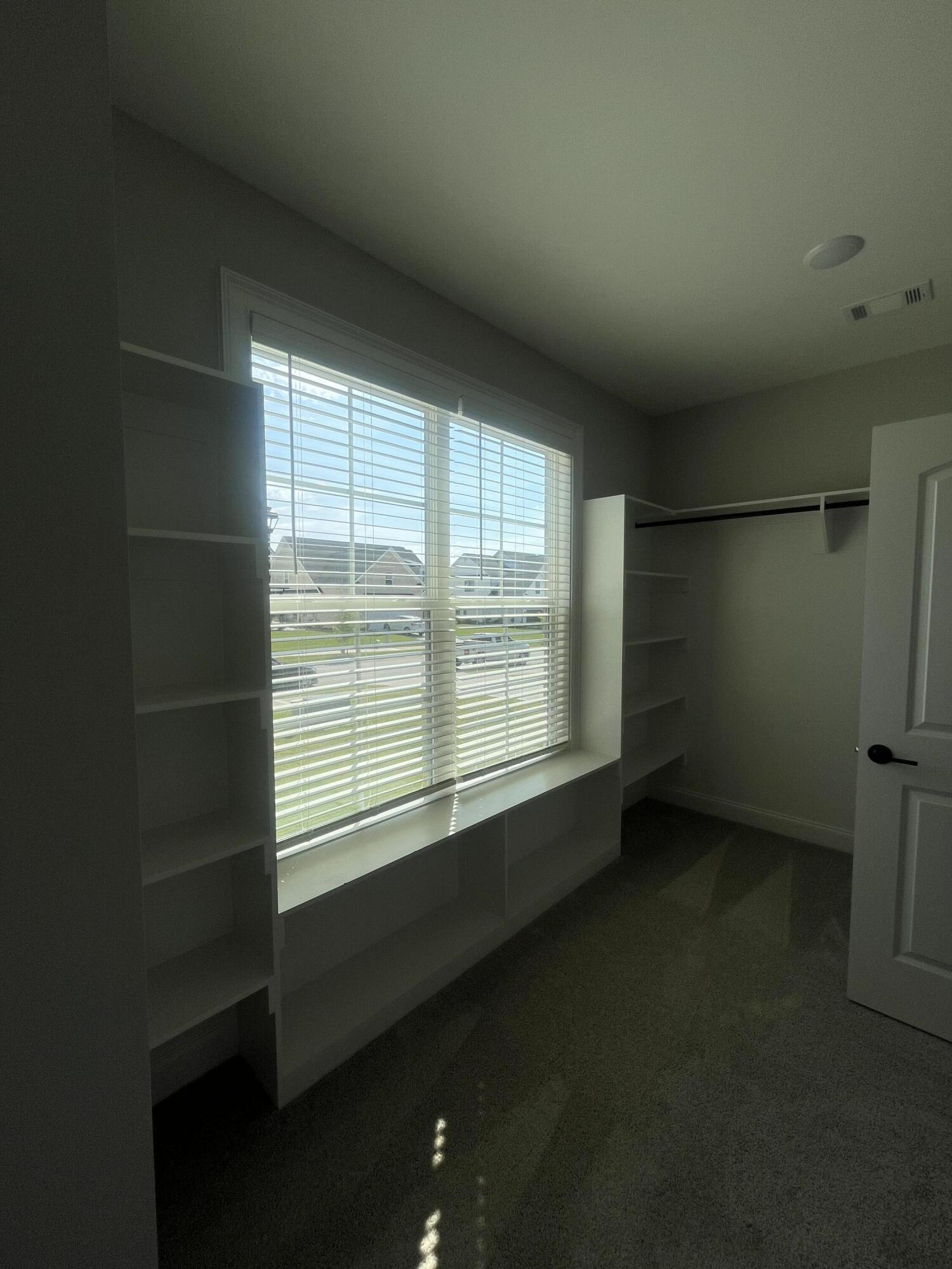 522 OAKLEY GROVE CIRCLE