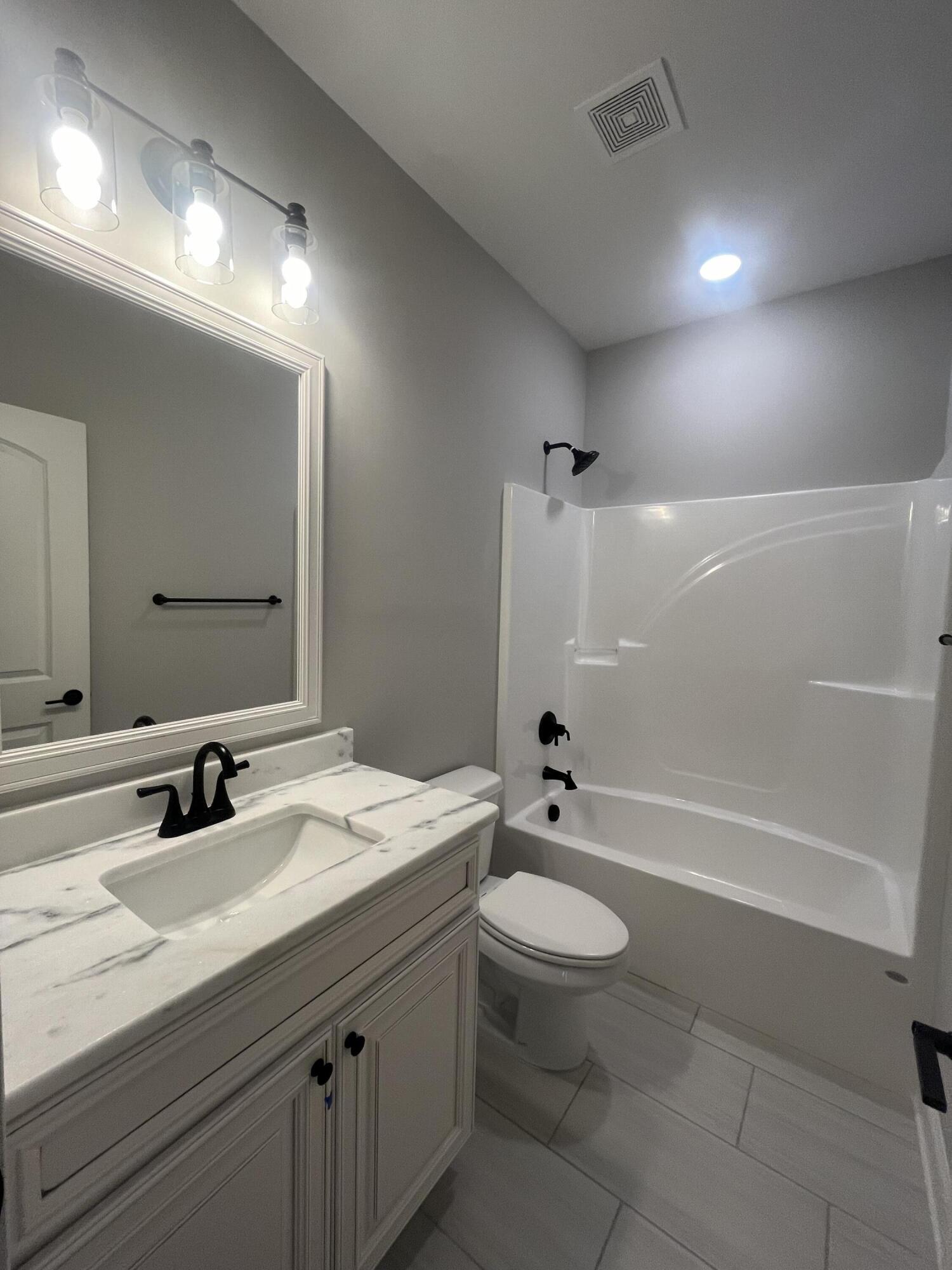 522 OAKLEY GROVE CIRCLE