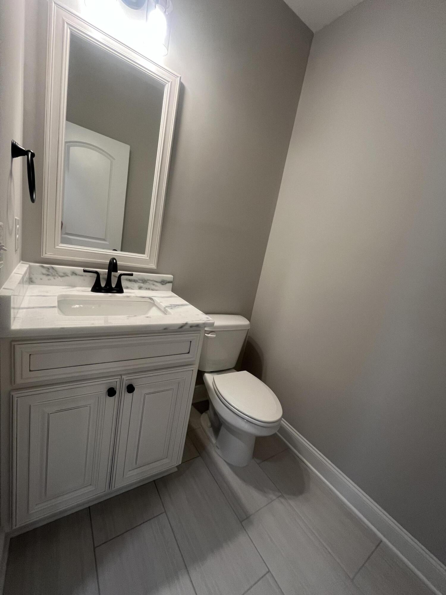 522 OAKLEY GROVE CIRCLE