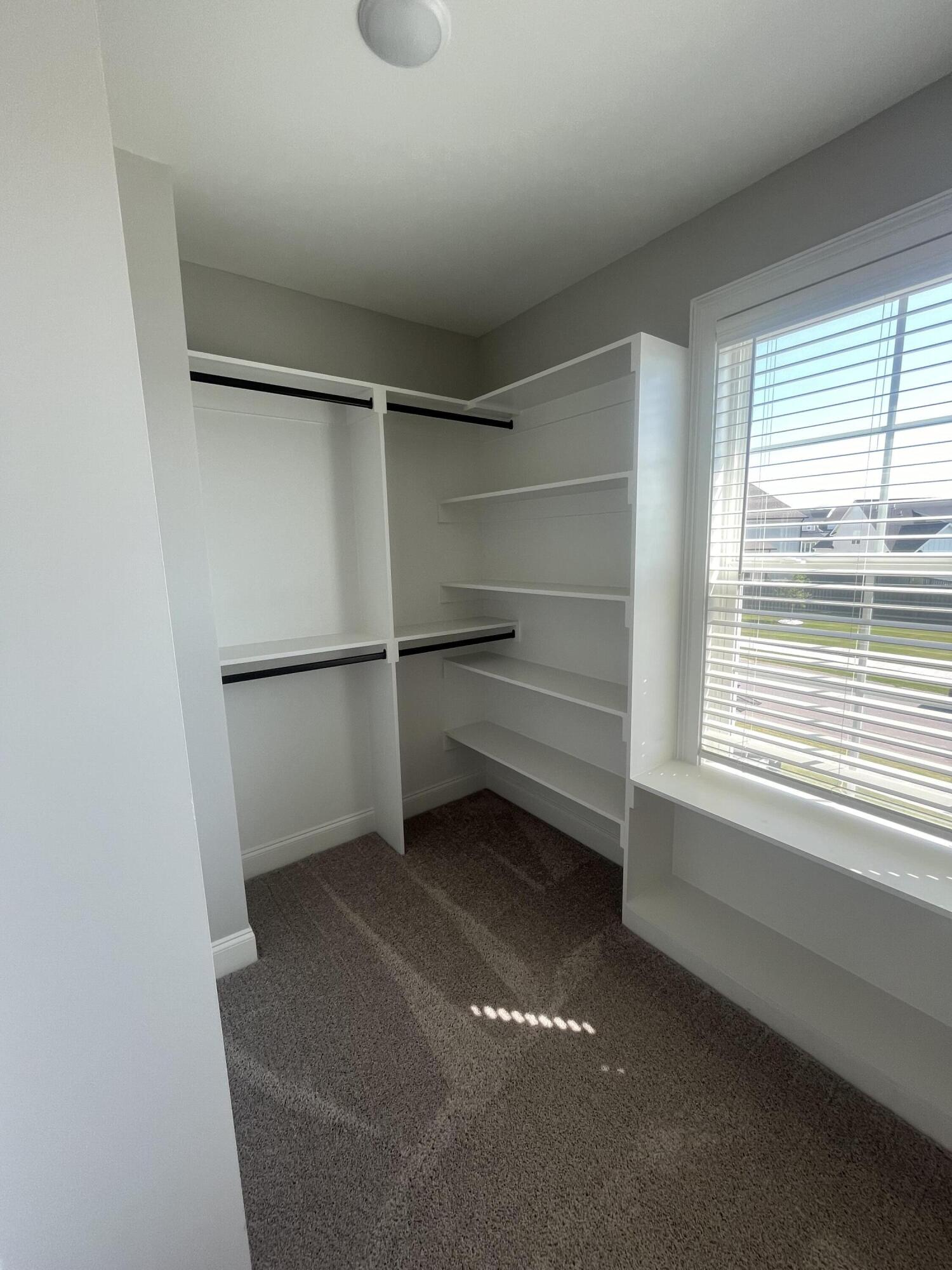 522 OAKLEY GROVE CIRCLE