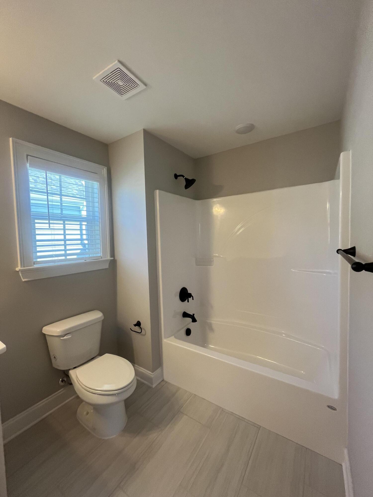 522 OAKLEY GROVE CIRCLE