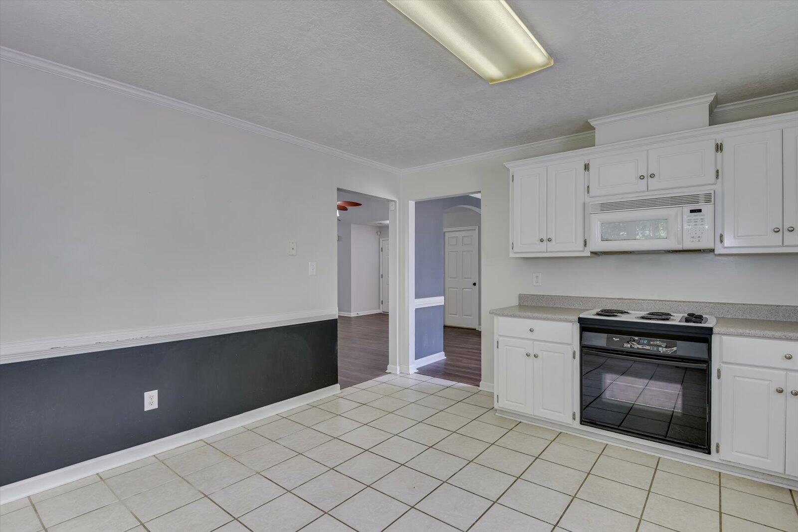 2055 SYLVAN LAKE Drive