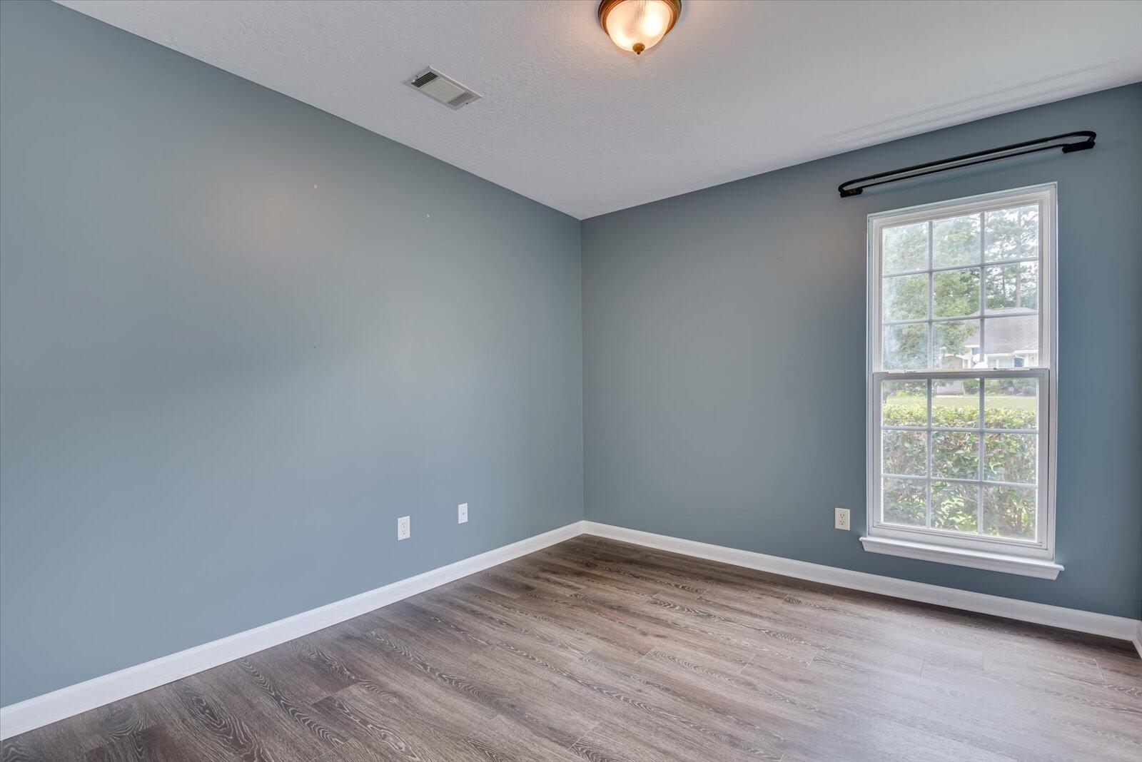 2055 SYLVAN LAKE Drive