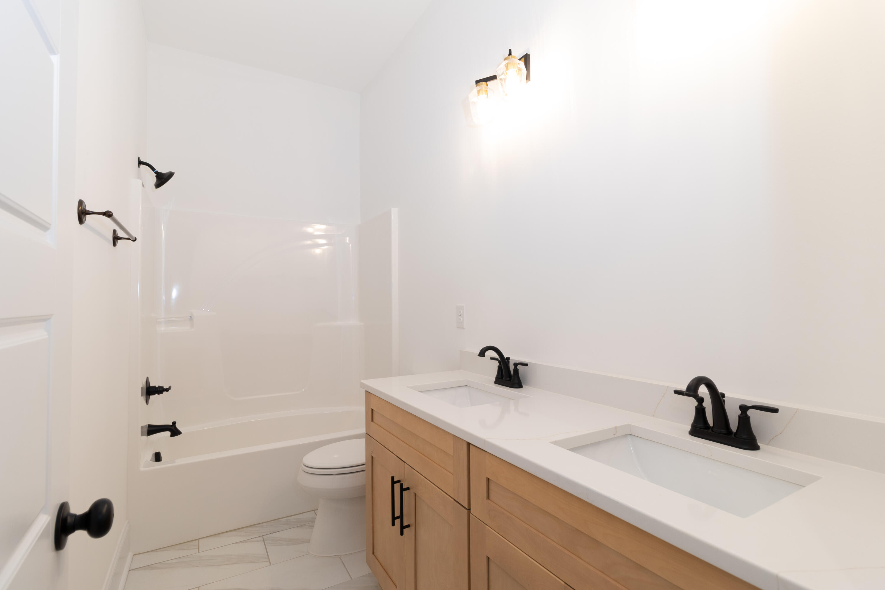 209 COWDRY PARK Road