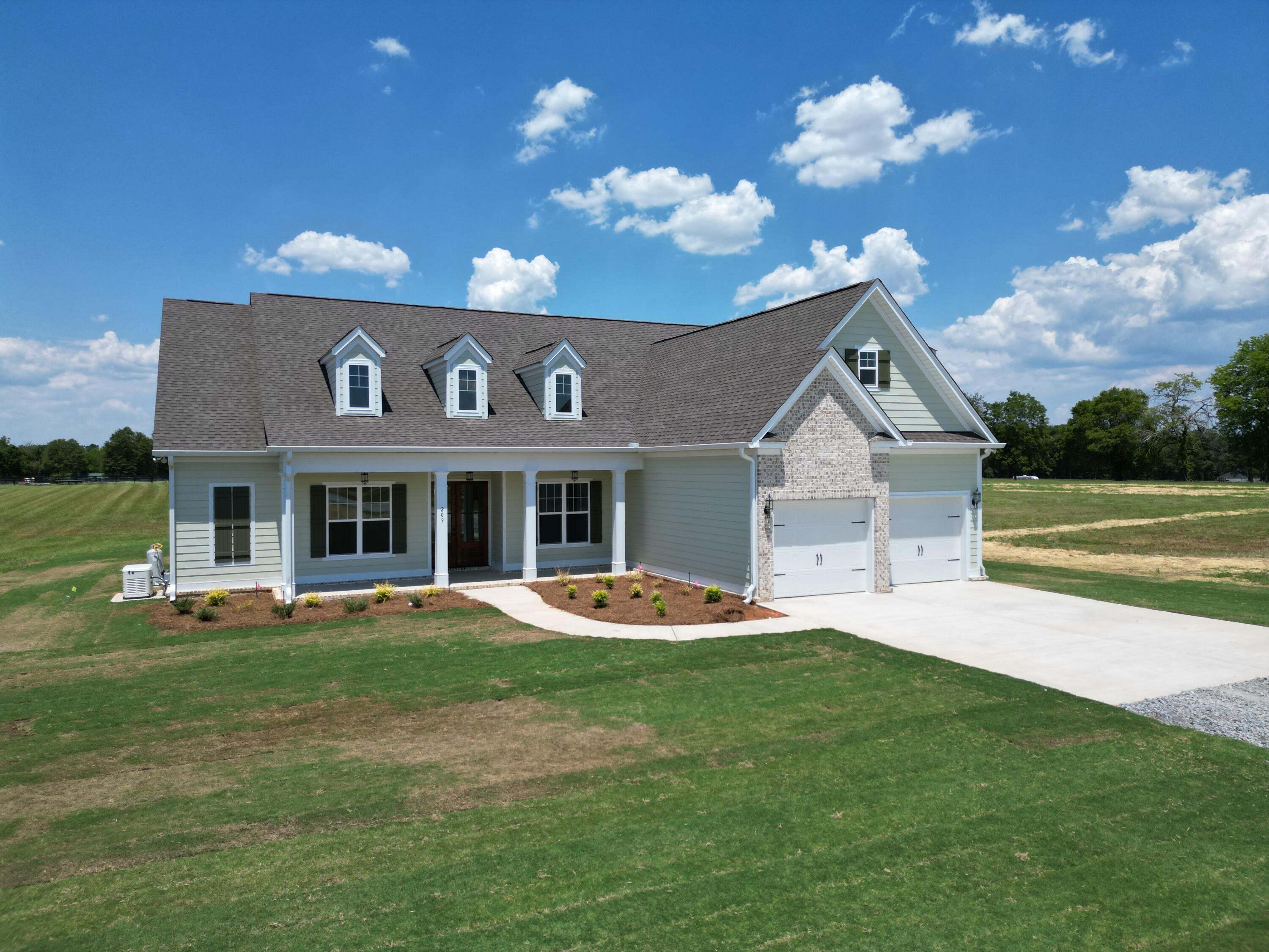 209 COWDRY PARK Road