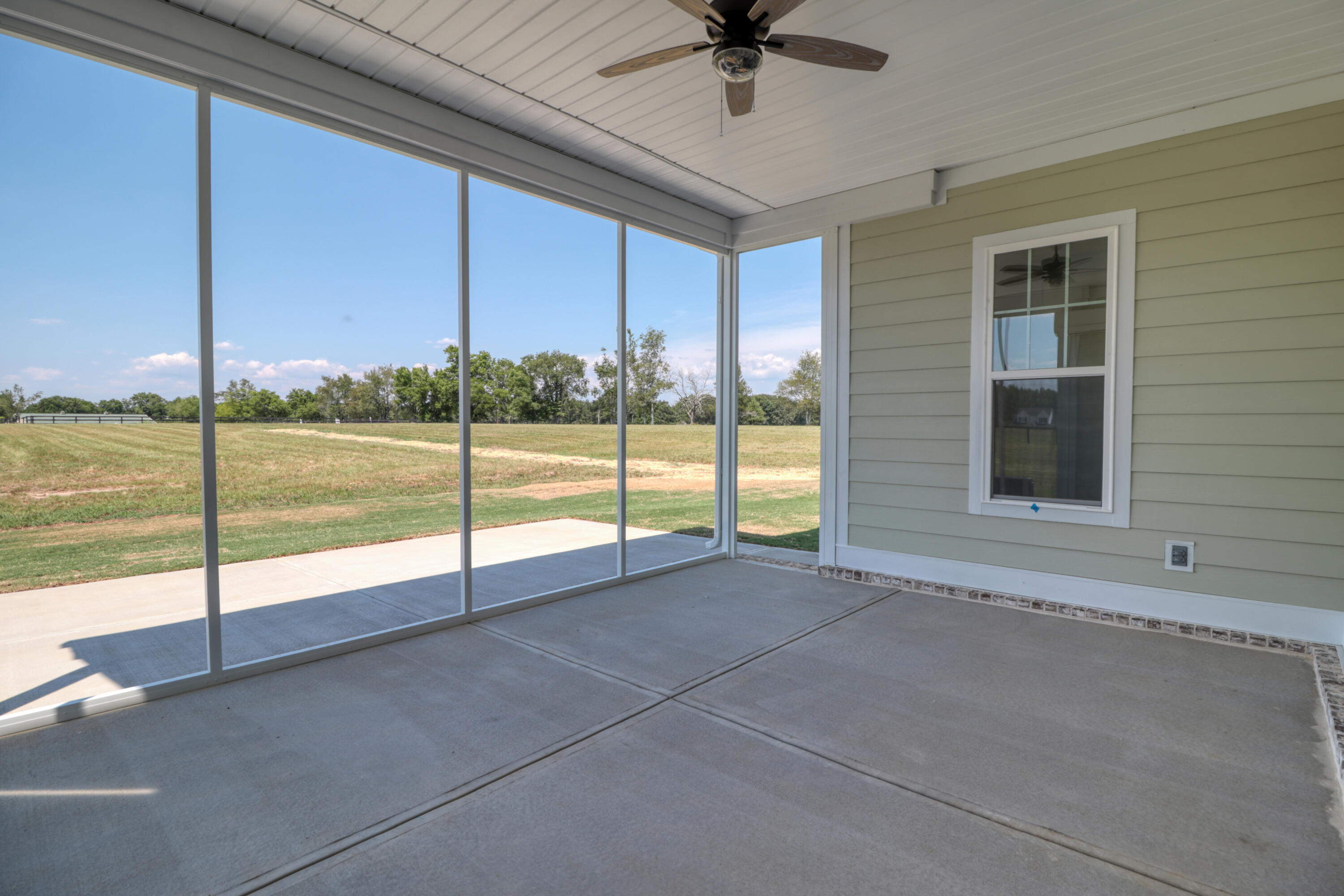 209 COWDRY PARK Road