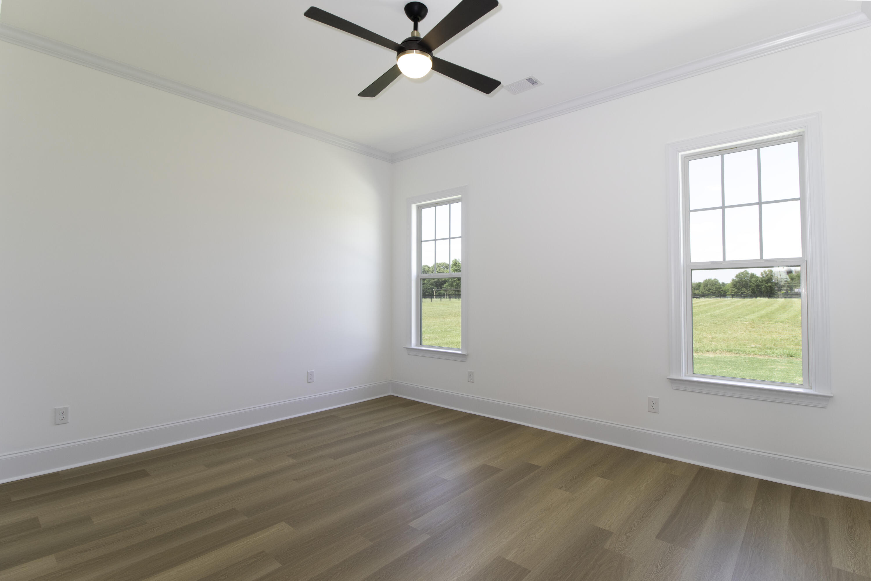 209 COWDRY PARK Road