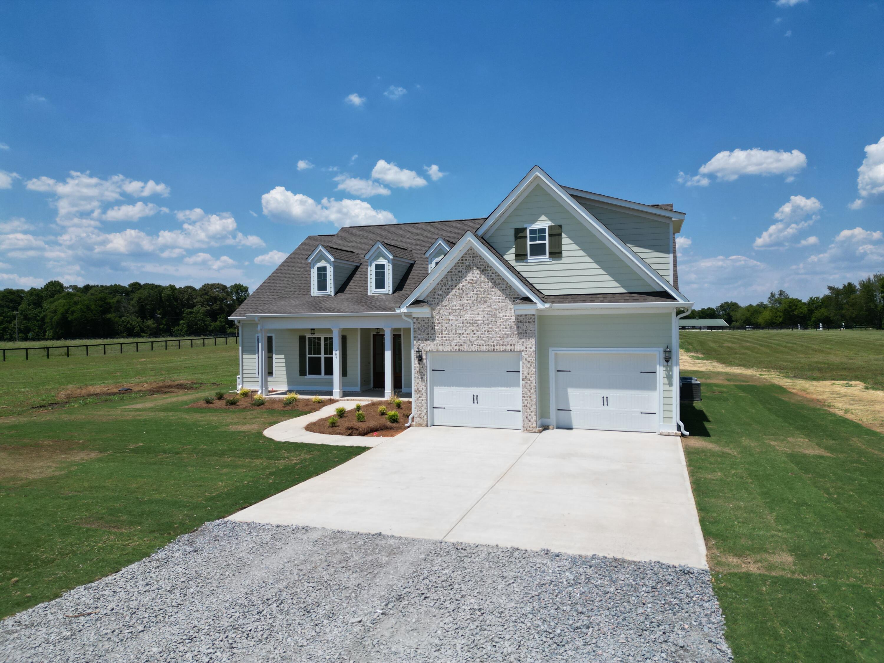 209 COWDRY PARK Road