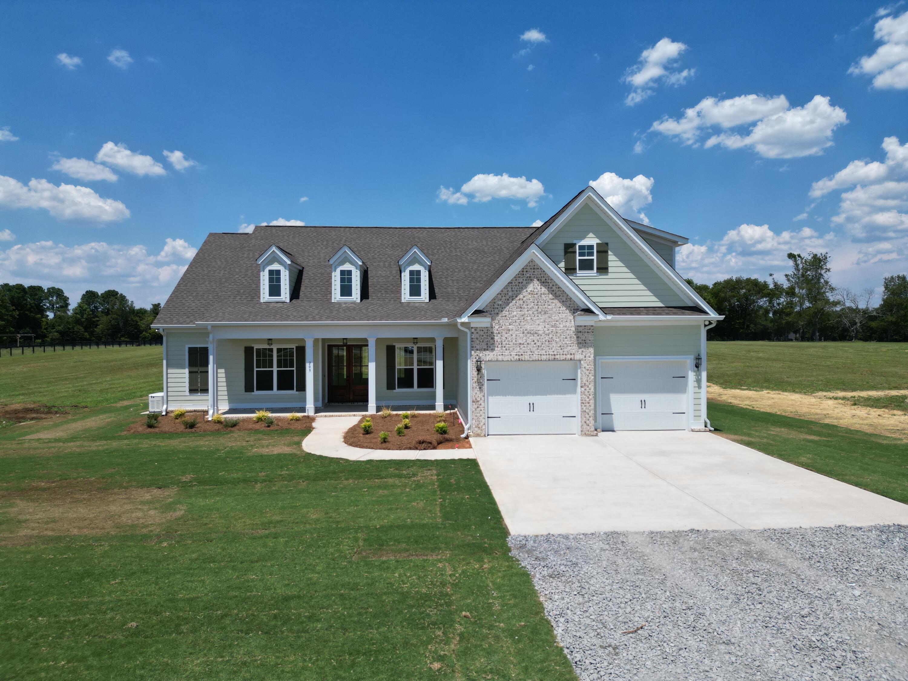 209 COWDRY PARK Road