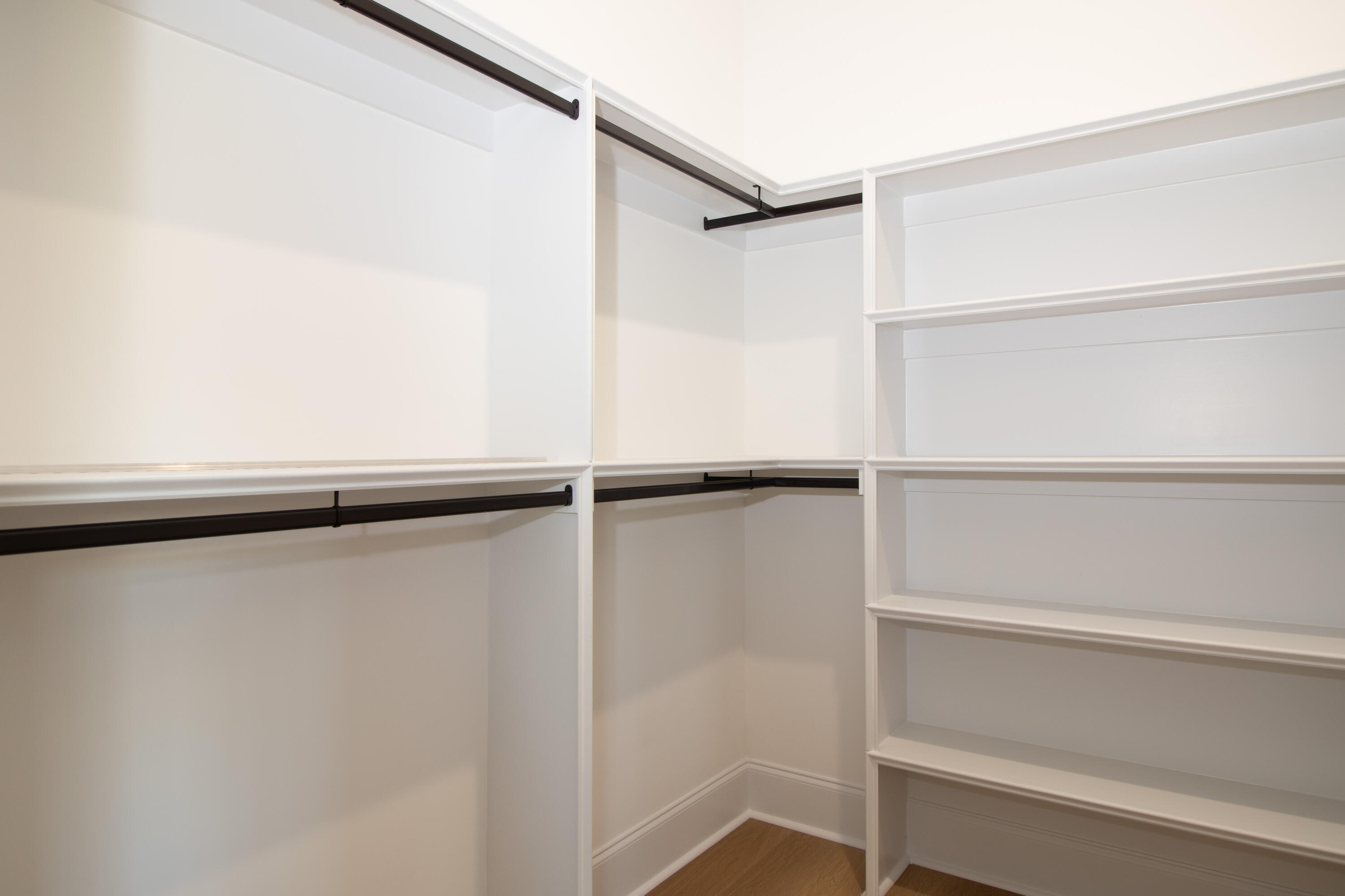 209 COWDRY PARK Road