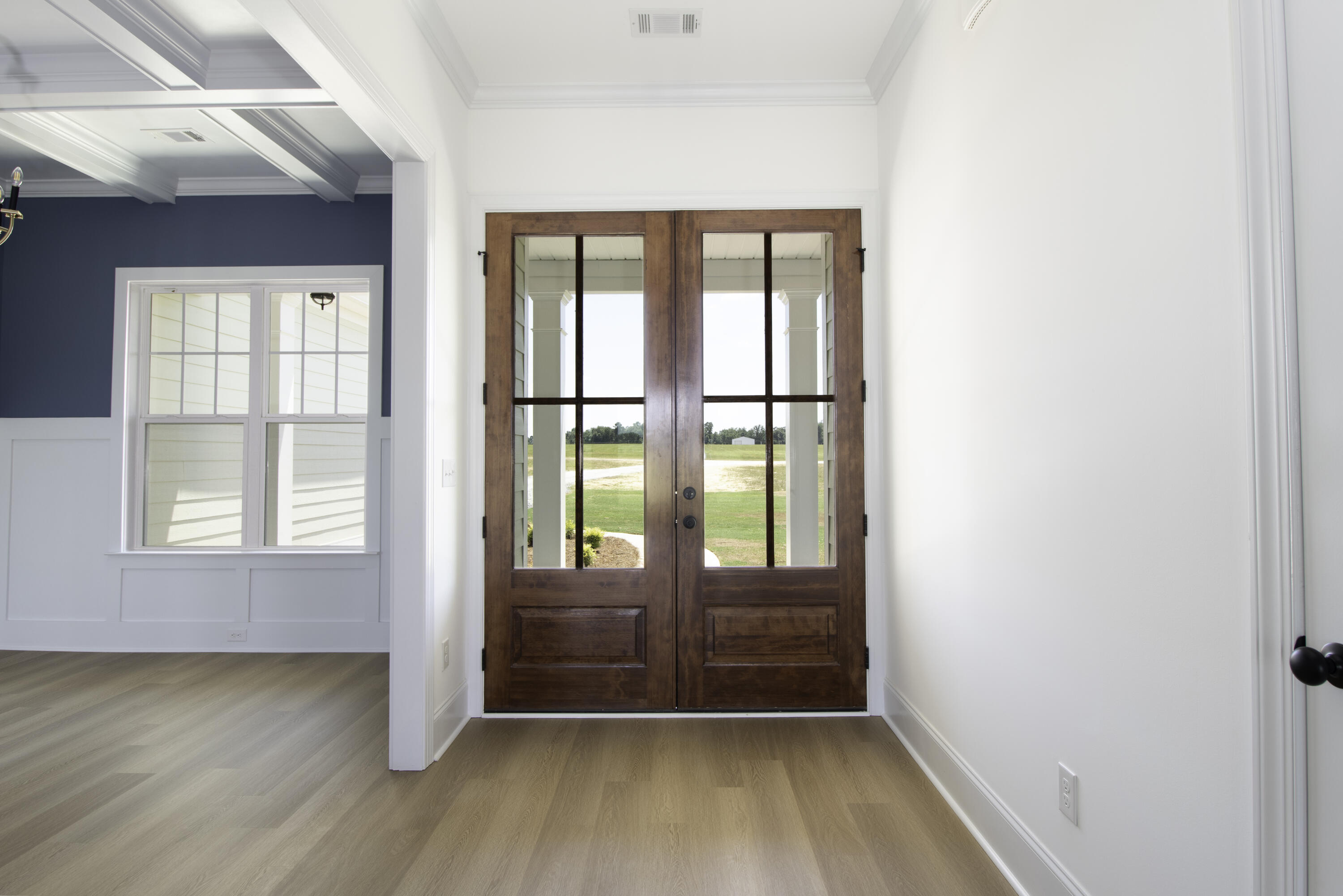 209 COWDRY PARK Road