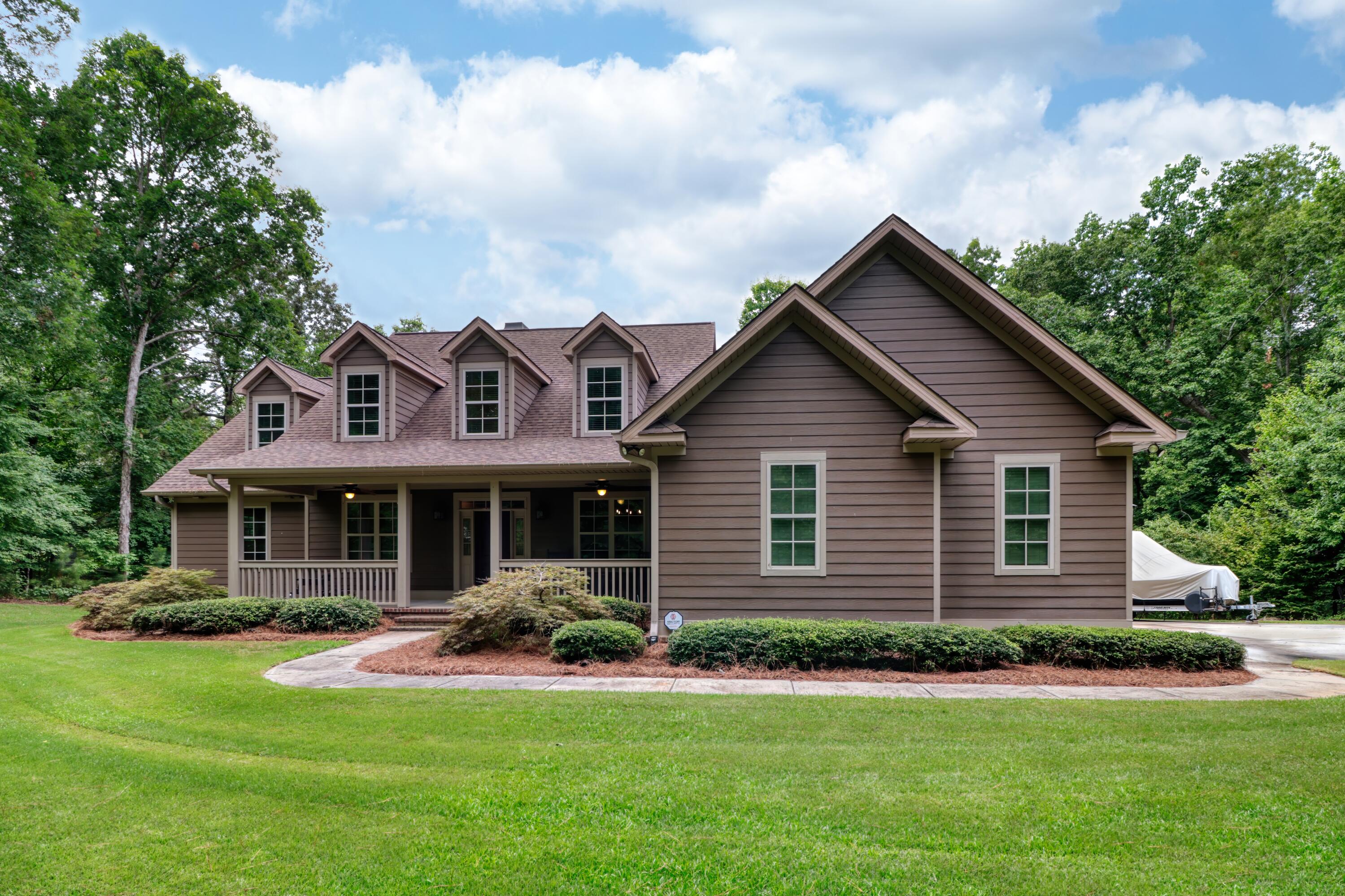 959 CURRYTOWNE Boulevard